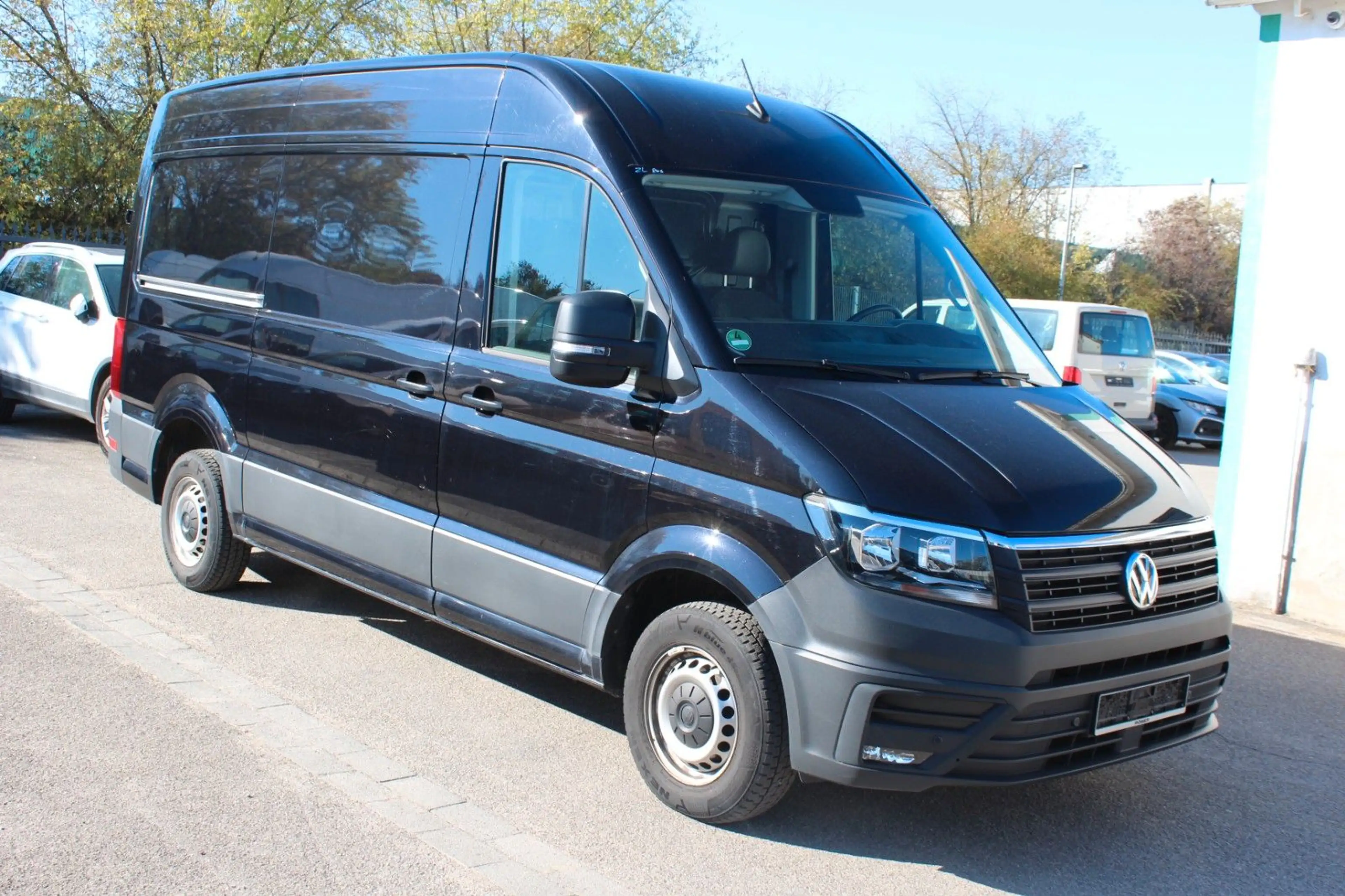 Volkswagen Crafter Kasten 30 mittellang Hochdach FWD — photo 3
