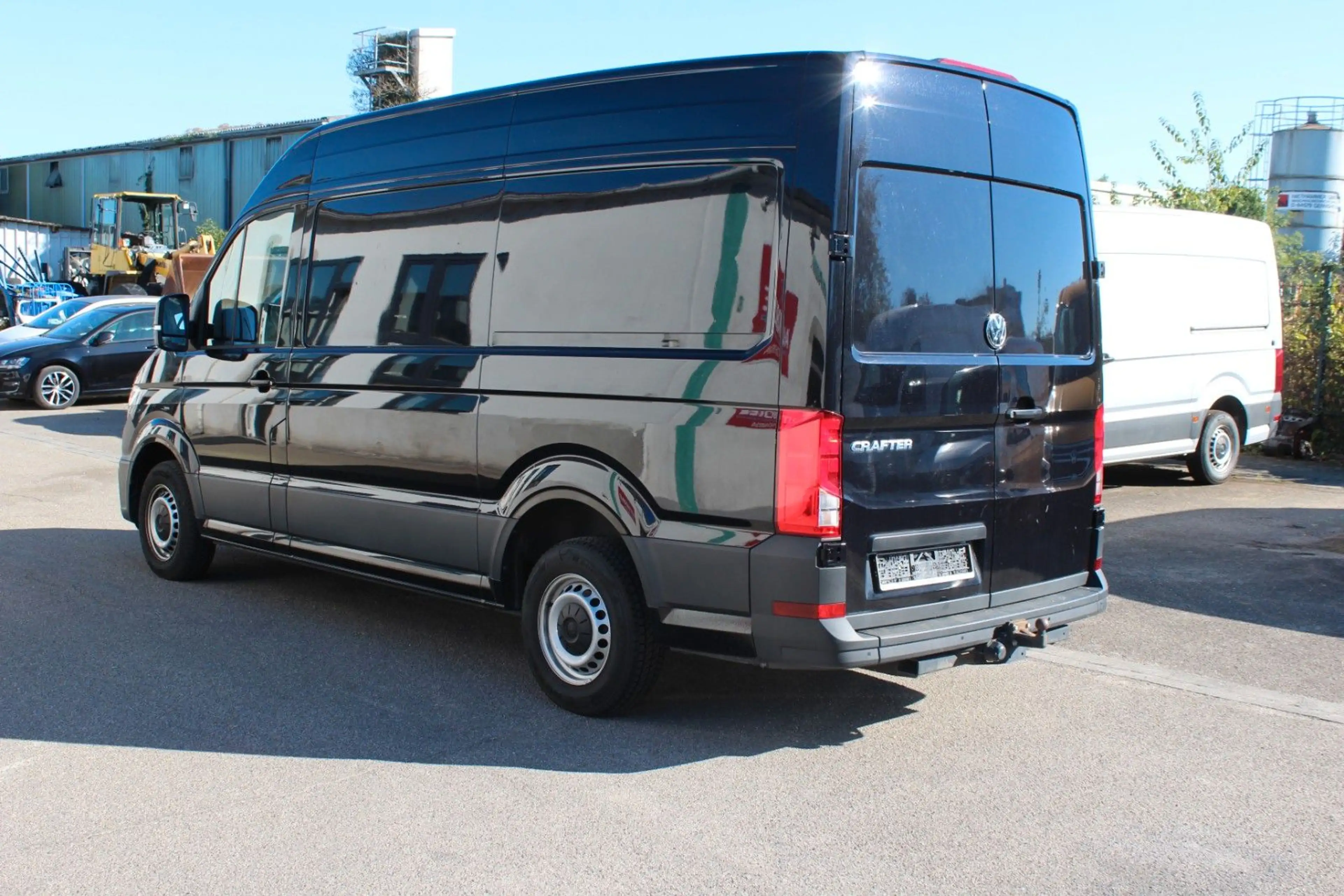 Volkswagen Crafter Kasten 30 mittellang Hochdach FWD — photo 6