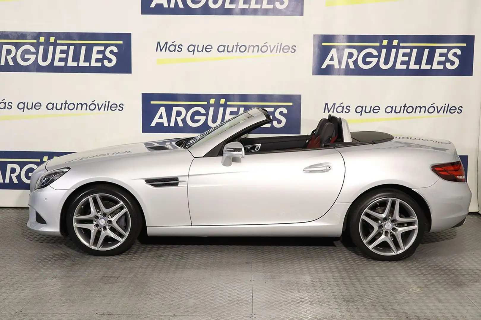 Mercedes-Benz SLC 200 300 245cv Gris - 2