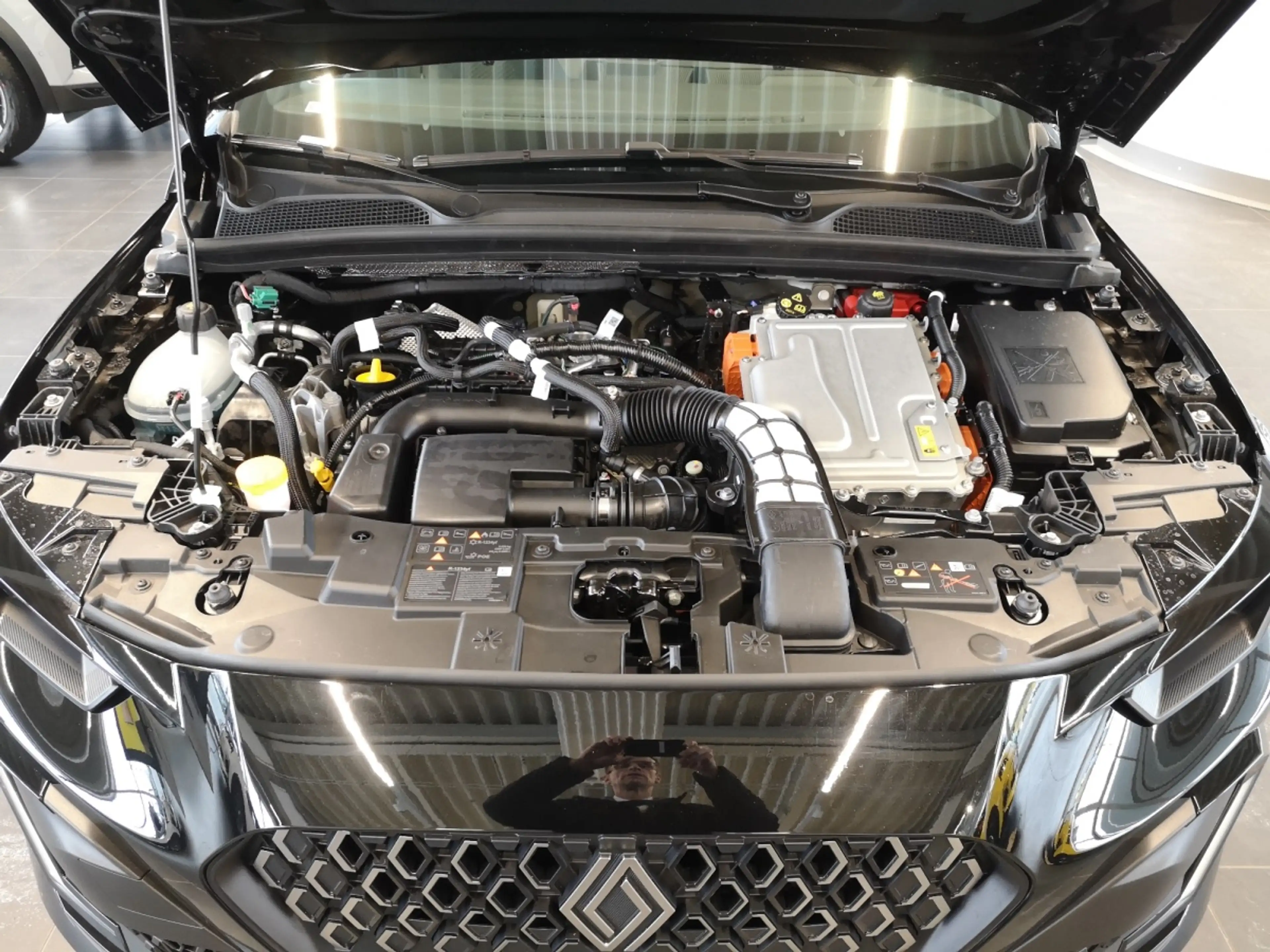 Renault Clio Techno Full Hybrid E-Tech 160 — photo 19