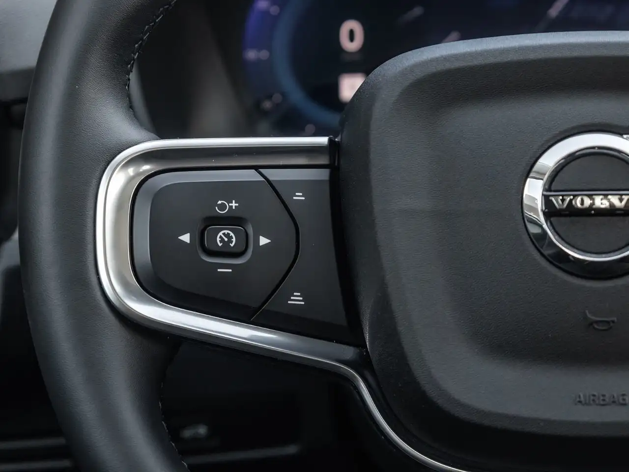 Volvo XC40 photo Volvo XC40