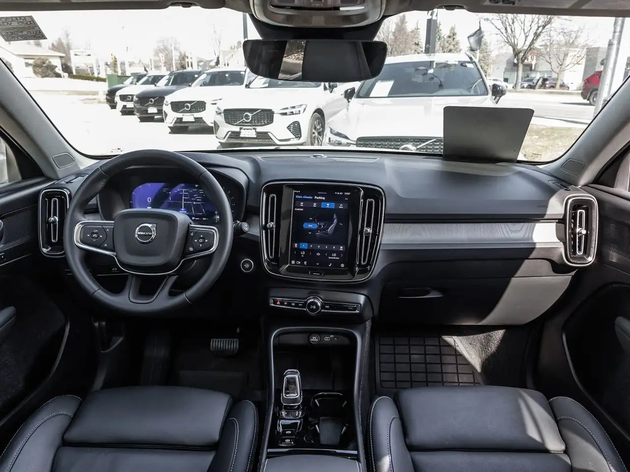 Volvo XC40 photo Volvo XC40