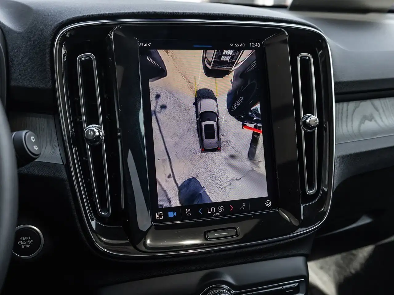 Volvo XC40 photo Volvo XC40