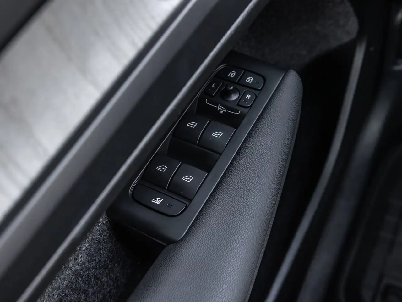 Volvo XC40 photo Volvo XC40