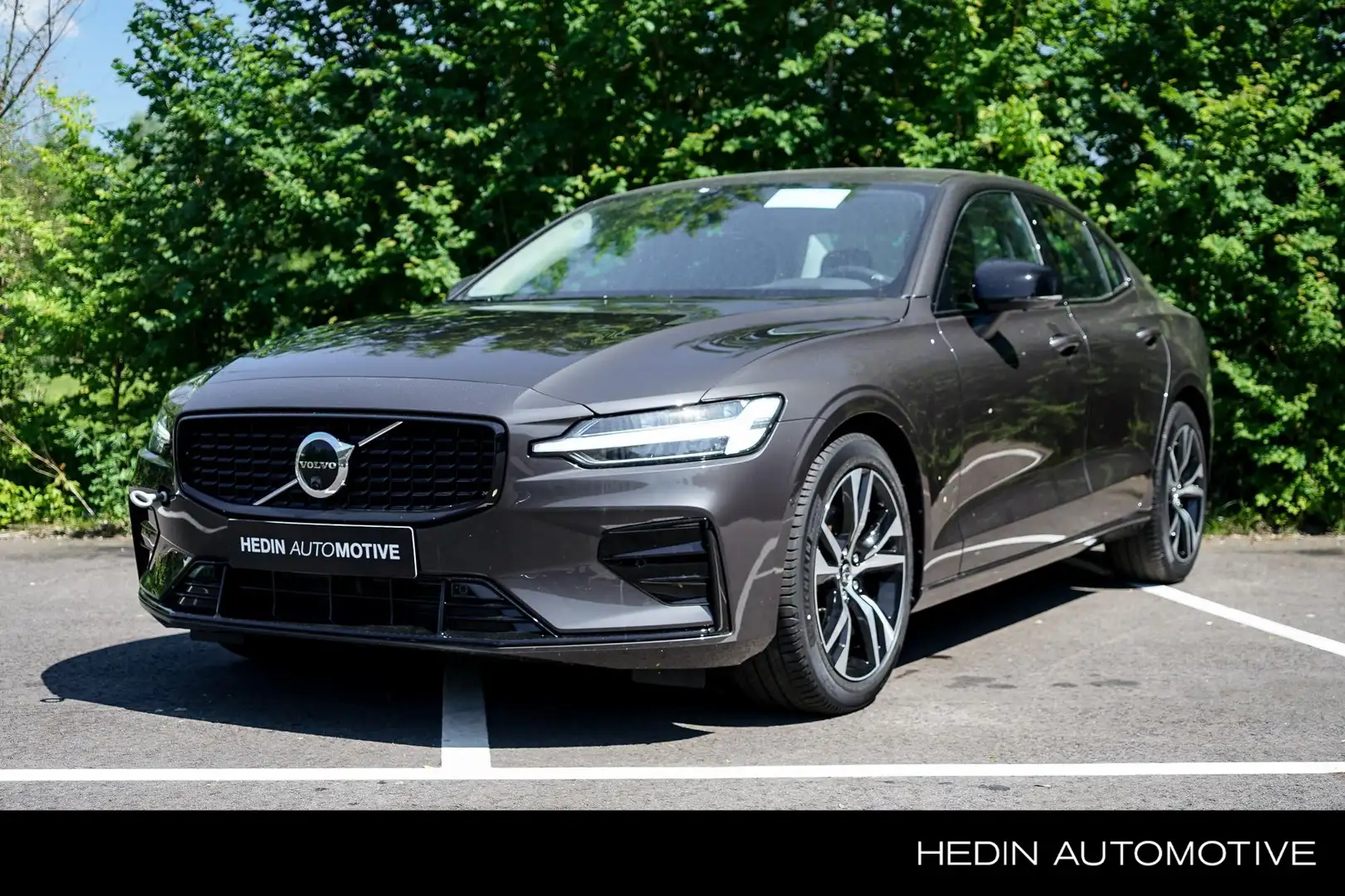 Volvo S60 2.0 B4 Plus Dark | Lederen Bekleding | Head-up Dis Grijs - 1