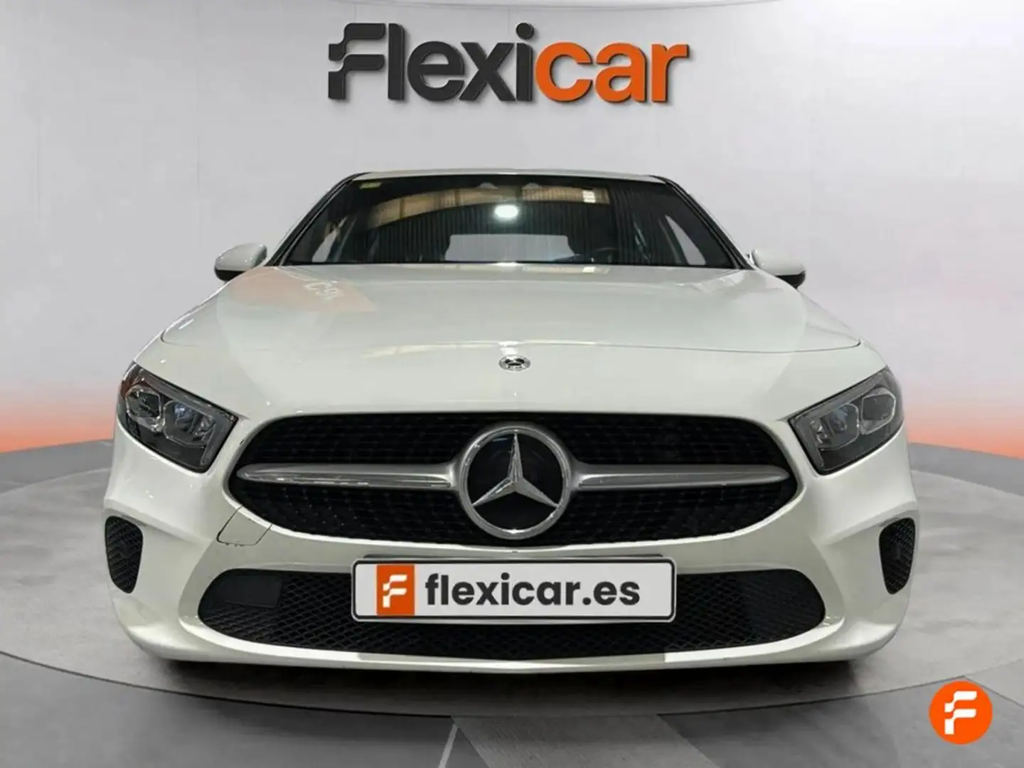 Mercedes-Benz A 200 d Blanc - 2