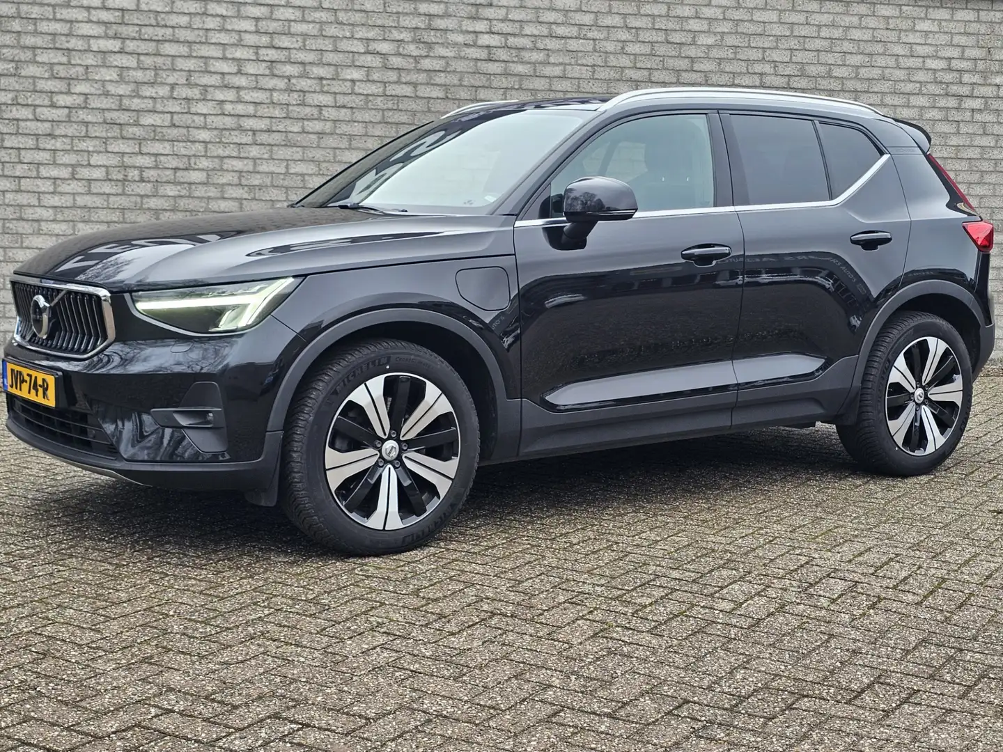 Volvo XC40 1.5 T4 Recharge R-Design Trekhaak/Pano-dak Noir - 2
