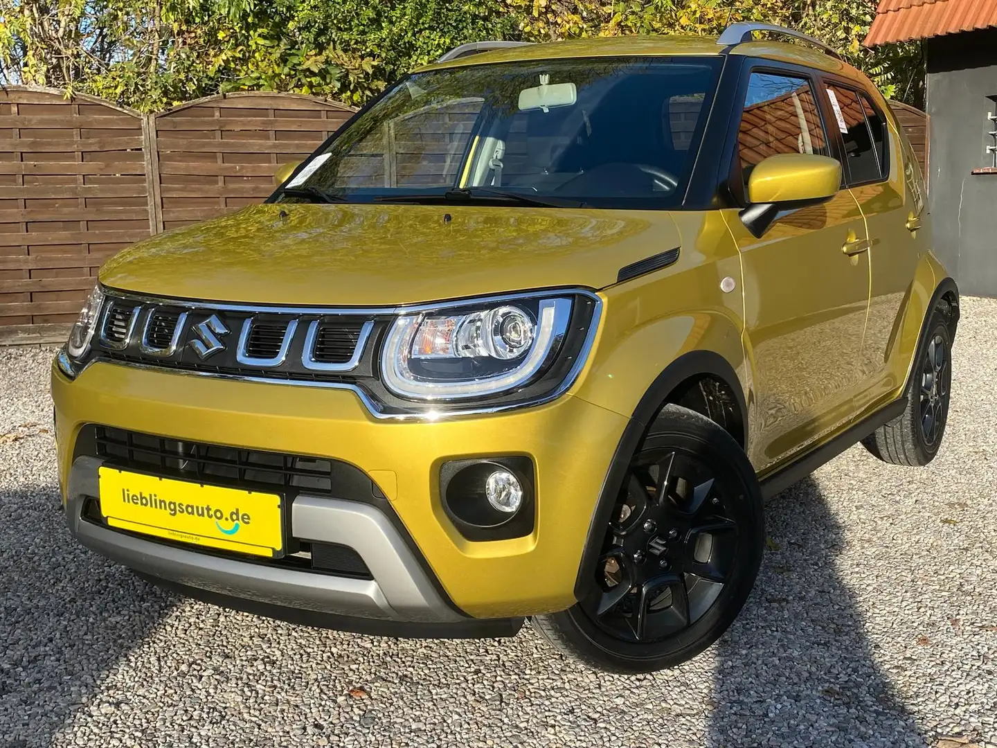 Suzuki Ignis 1.2 Allgrip Hybrid 4x4 LED Keyless Navi Gold - 1