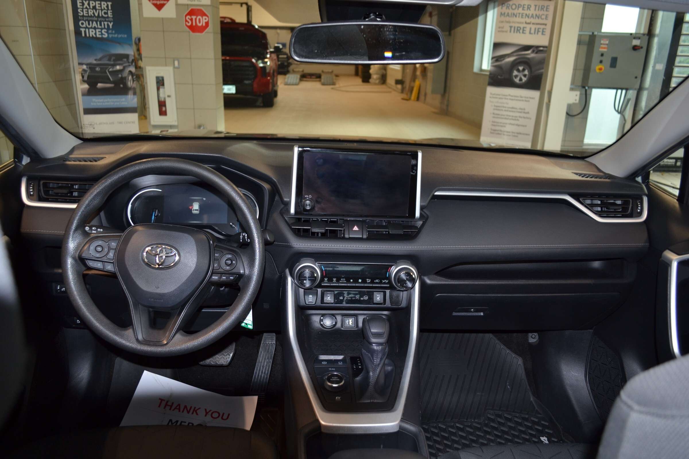 2023 Toyota RAV4 LE — снимка 1
