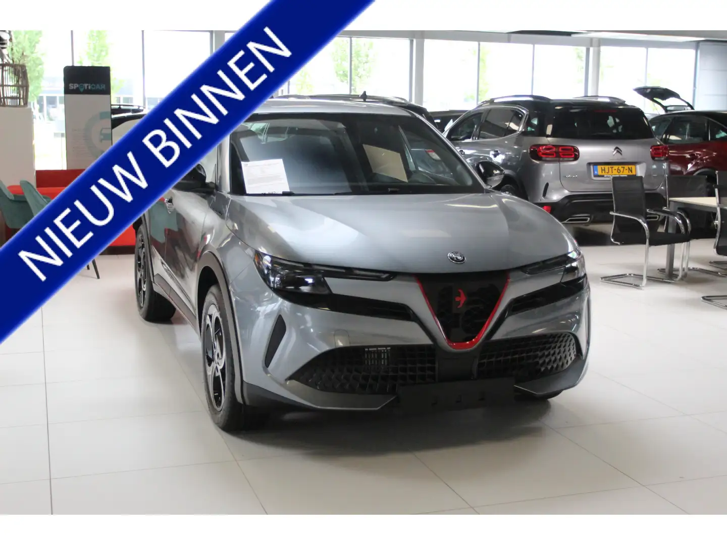 Alfa Romeo Junior 1.2 Turbo Ibrida Speciale | Stoelverwarming | Mass Grijs - 1