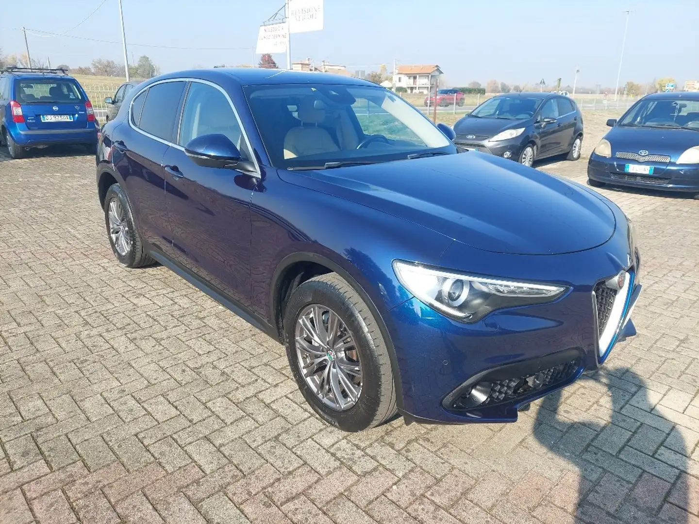 Alfa Romeo Stelvio 2.2 Jtd Executive Q4 210cv auto + Full Pelle Blauw - 1