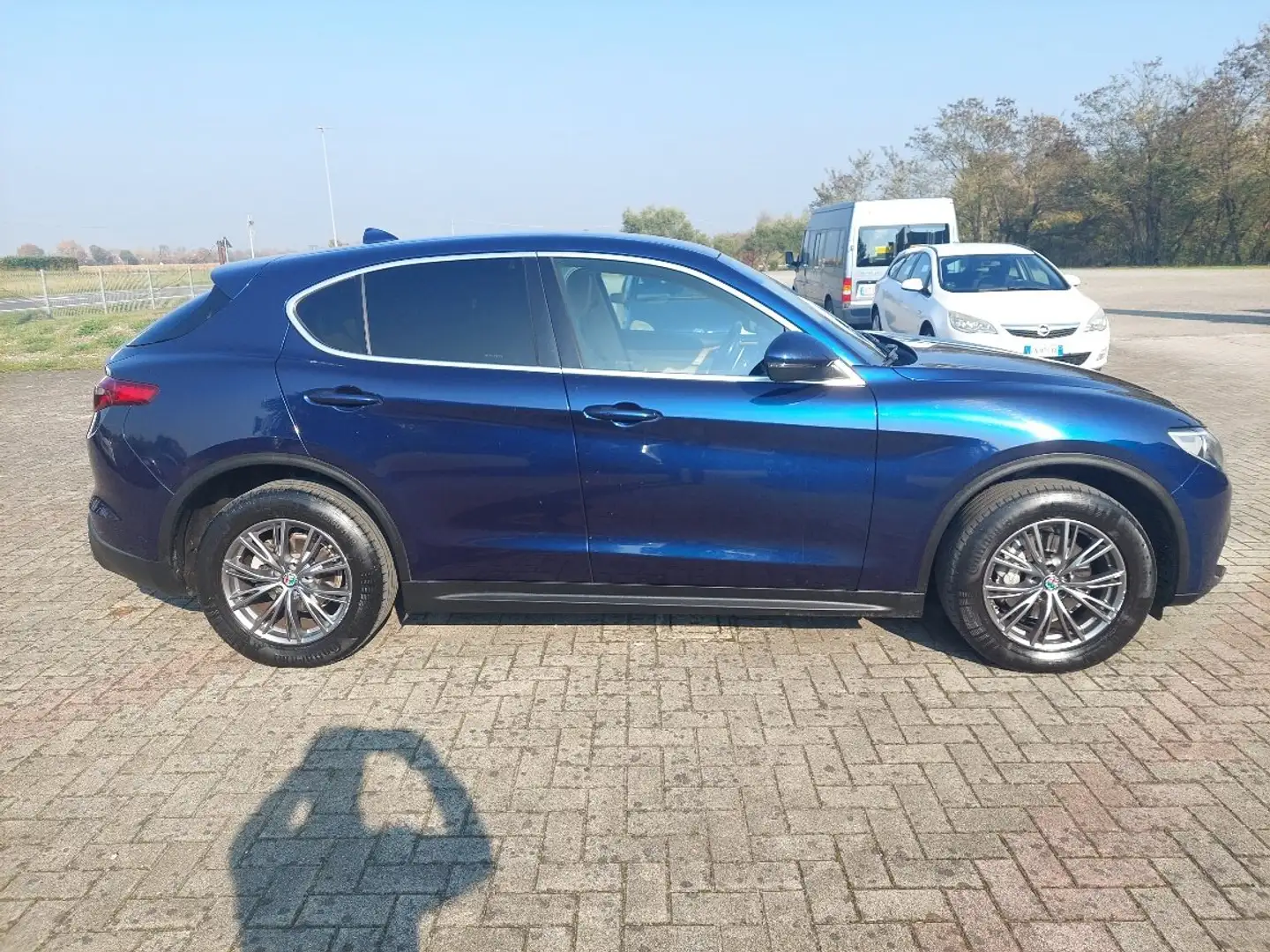 Alfa Romeo Stelvio 2.2 Jtd Executive Q4 210cv auto + Full Pelle Blauw - 2