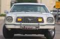 Ford Mustang II Ghia Beżowy - thumbnail 2
