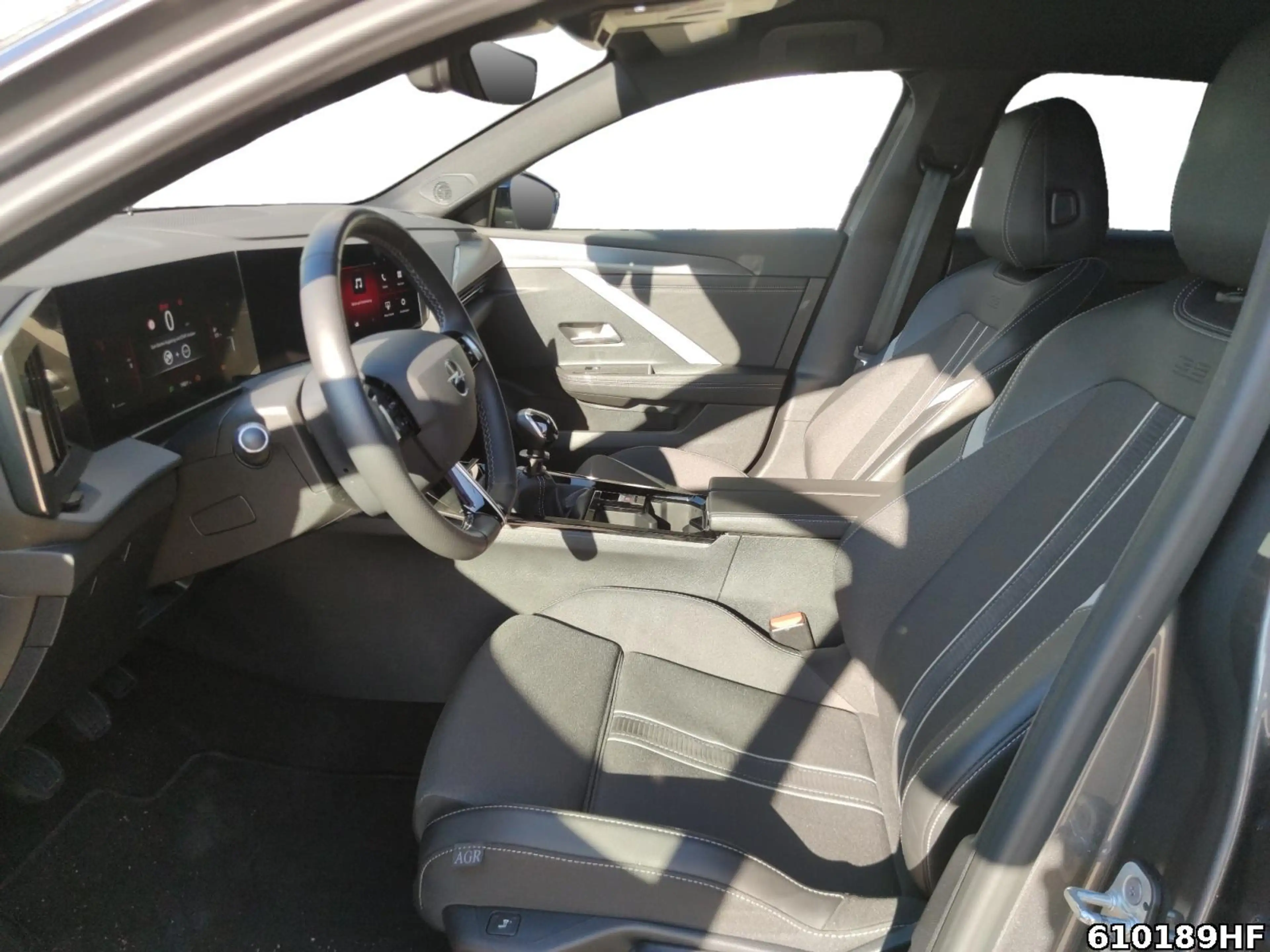 Opel Astra 1.2 Turbo GS (EURO 6e) — photo 11
