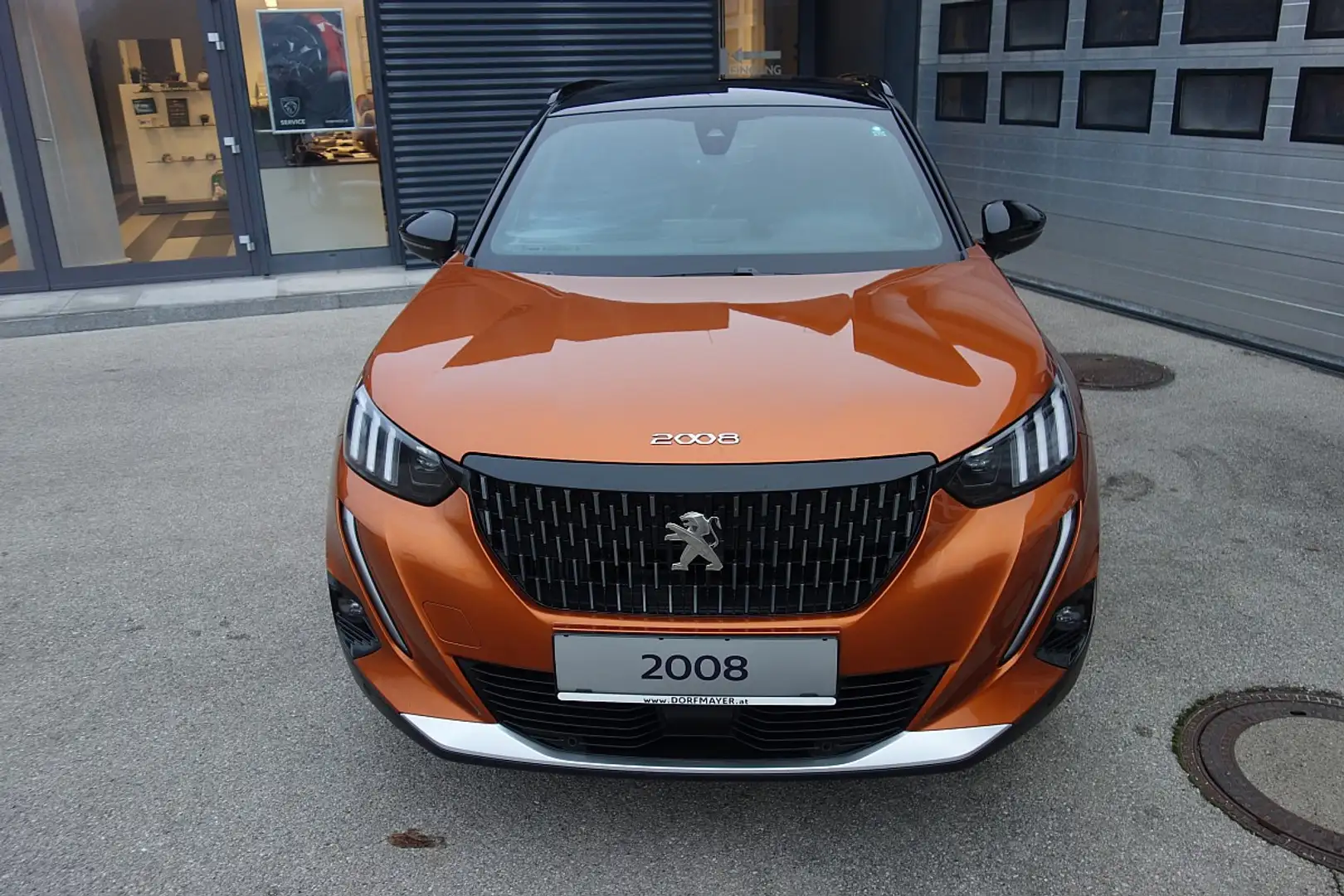 Peugeot 2008 PureTech 130 S&S GT Line 6-Gang-Manuell Orange - 2