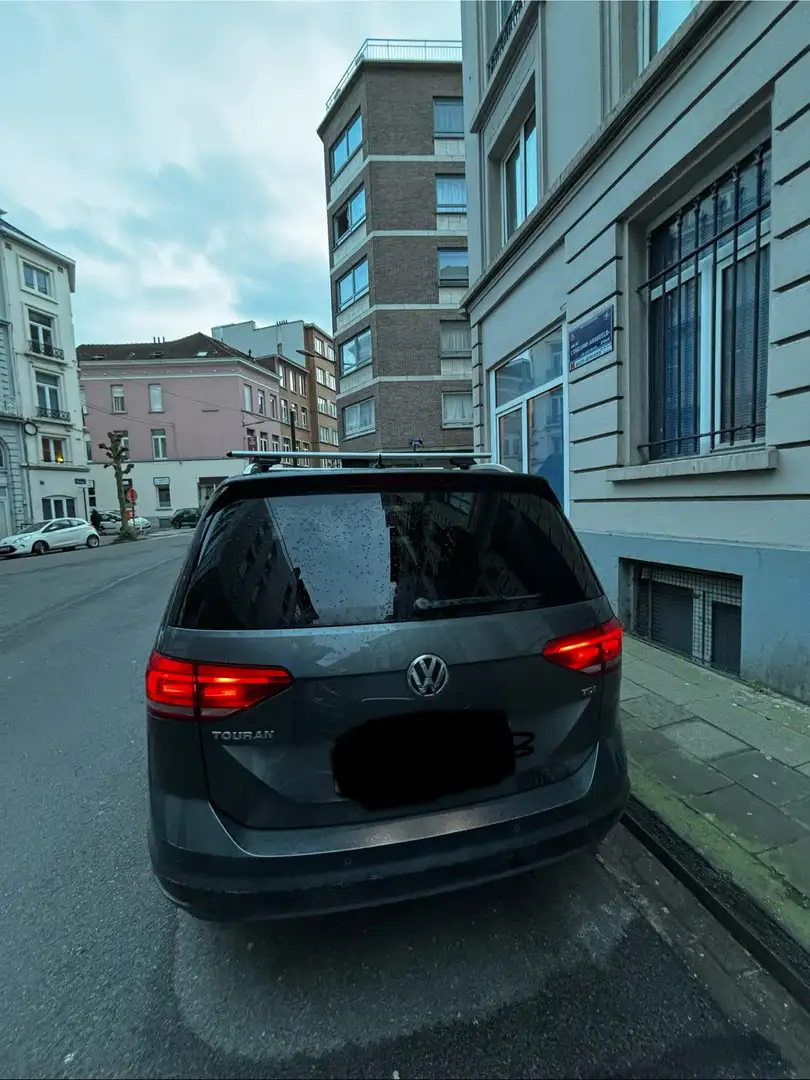 Volkswagen Touran 2.0 TDi - 2