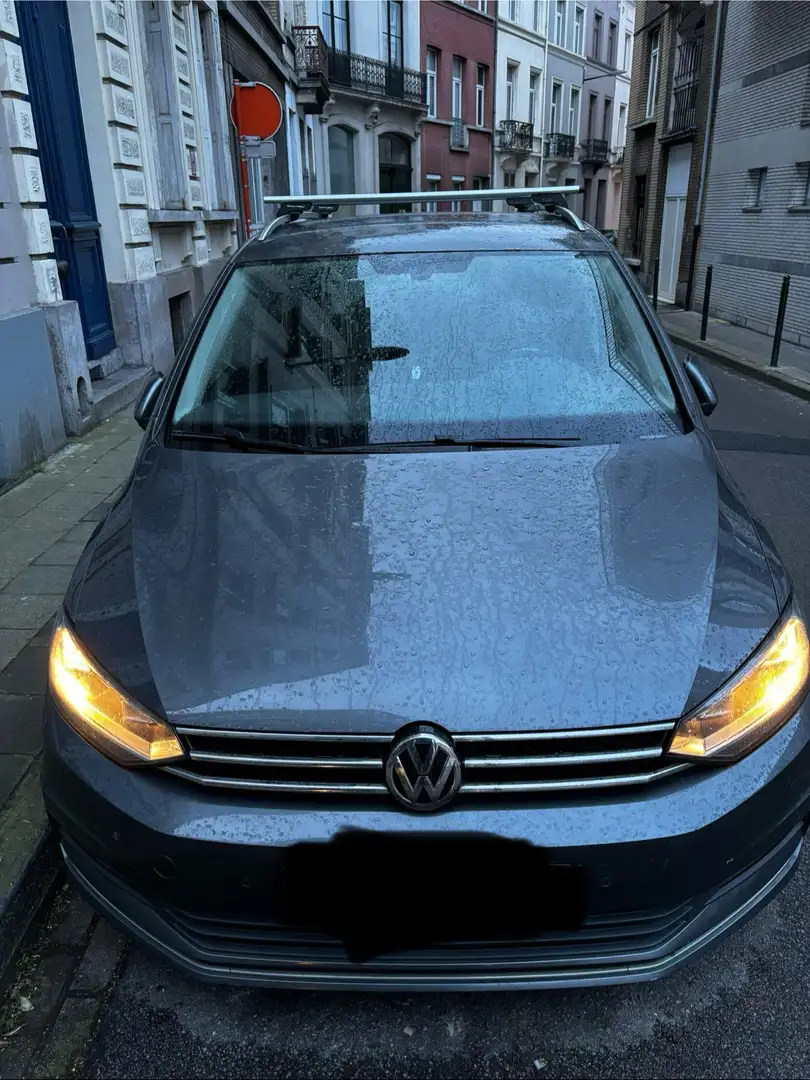 Volkswagen Touran 2.0 TDi - 1