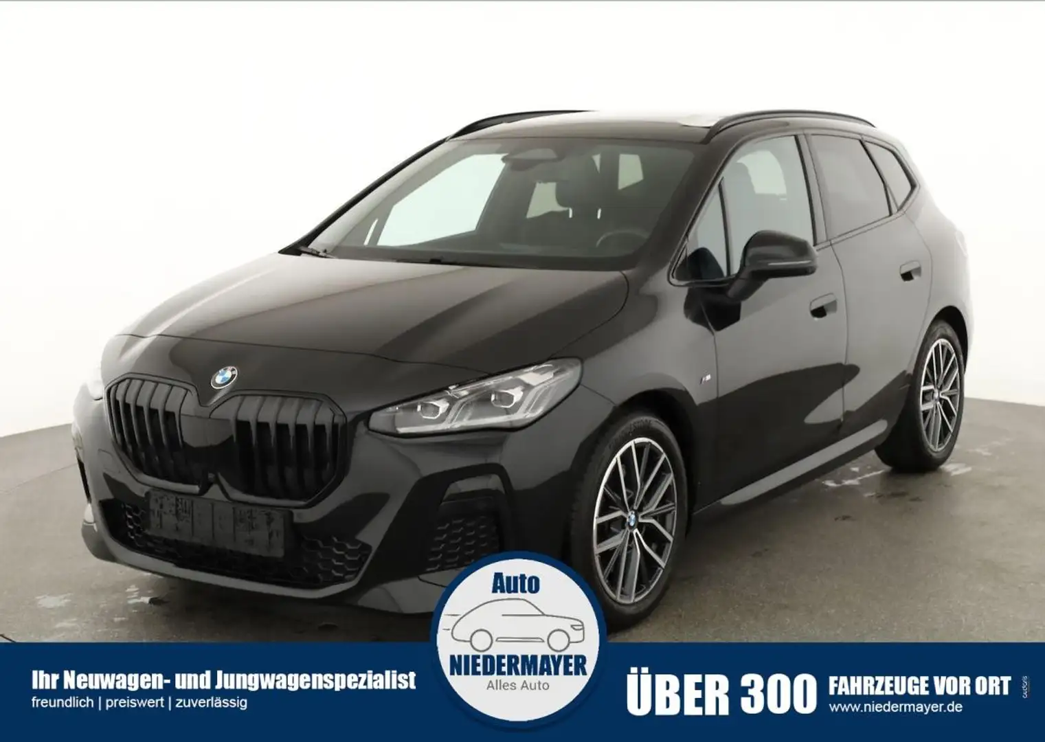 BMW 223 223i Active Tourer M Sport Mild Hybrid Automatik, Schwarz - 1
