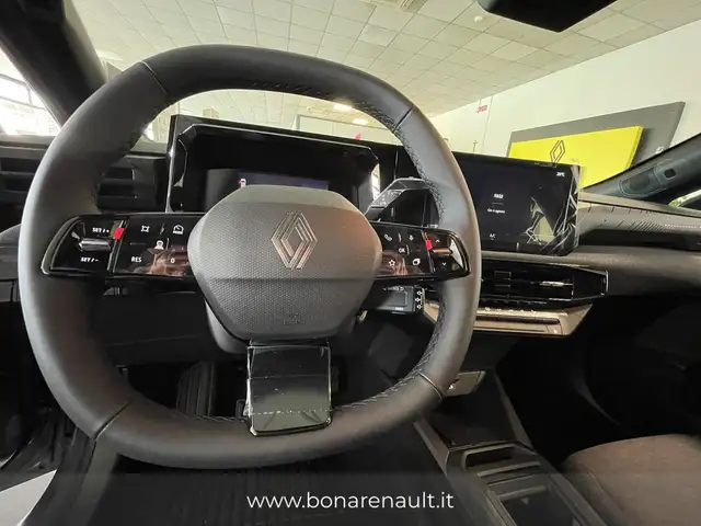 Renault Clio view 9