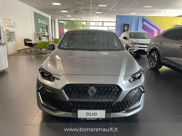 Renault Clio view 3
