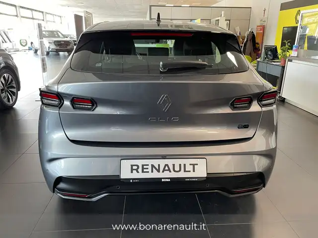 Renault Clio view 5