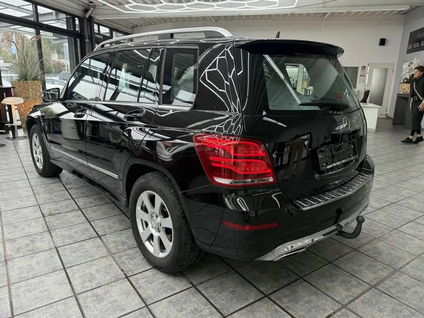 Mercedes-Benz GLK 220 CDI BE 4Matic, 2.Hand, Leder, 7G, AHK Fekete - 2