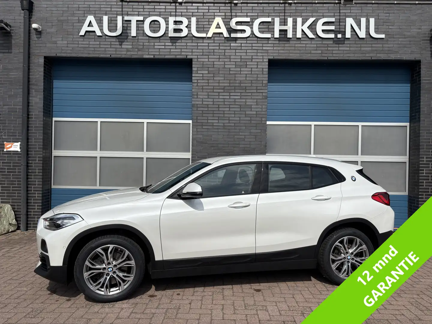 BMW X2 sDrive20i High Executive, climate/cruise/navi/lede Wit - 1