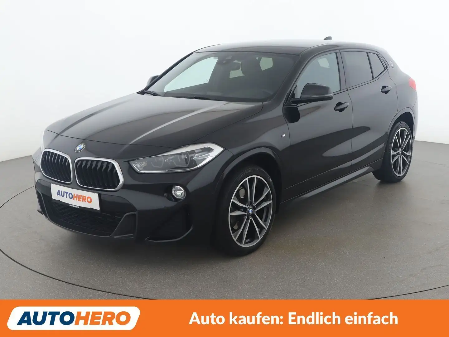BMW X2 sDrive 18d M Sport Schwarz - 1