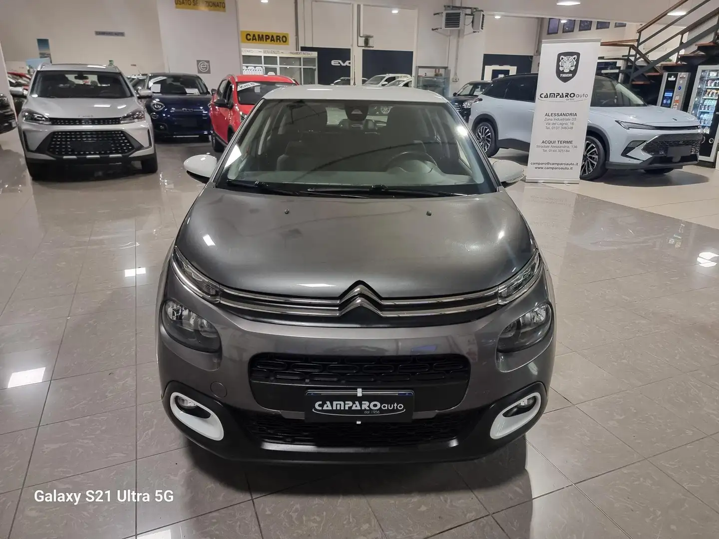 Citroen C3 1.2 puretech Shine Gpl 82cv OK NEOPATENTATI Grigio - 2