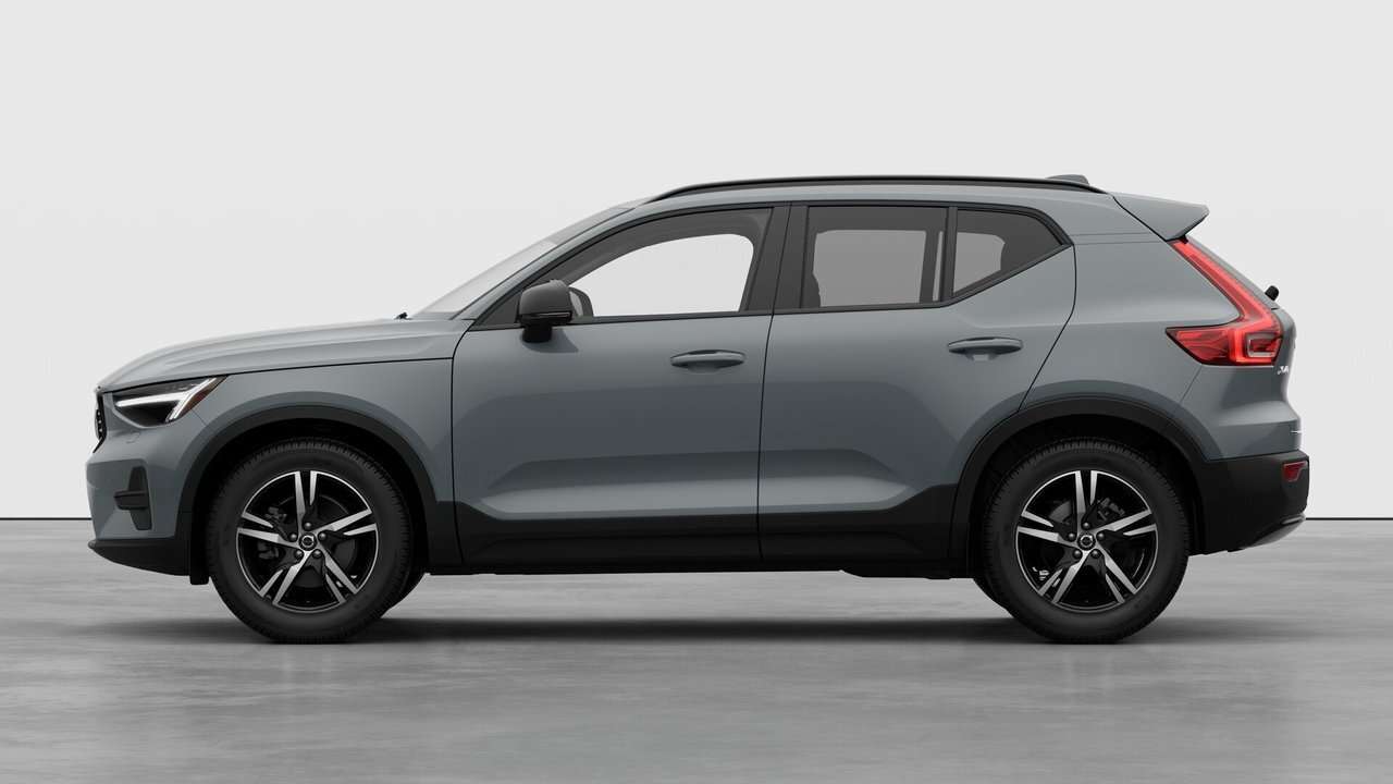 2026 Volvo XC40 Core (Dark Theme) thumb 8