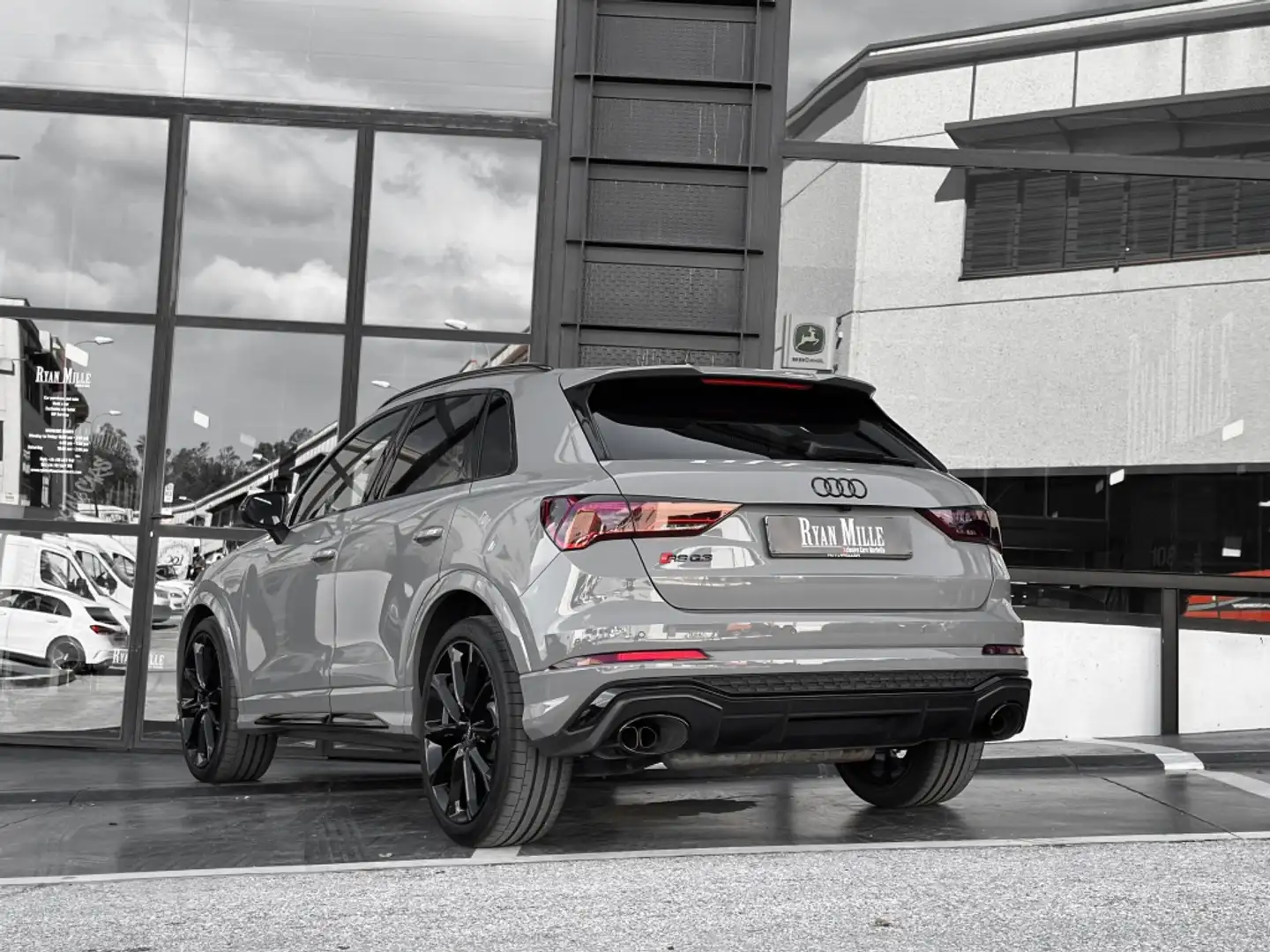 Audi RS Q3 2.5 TFSI quattro S tronic Gris - 2