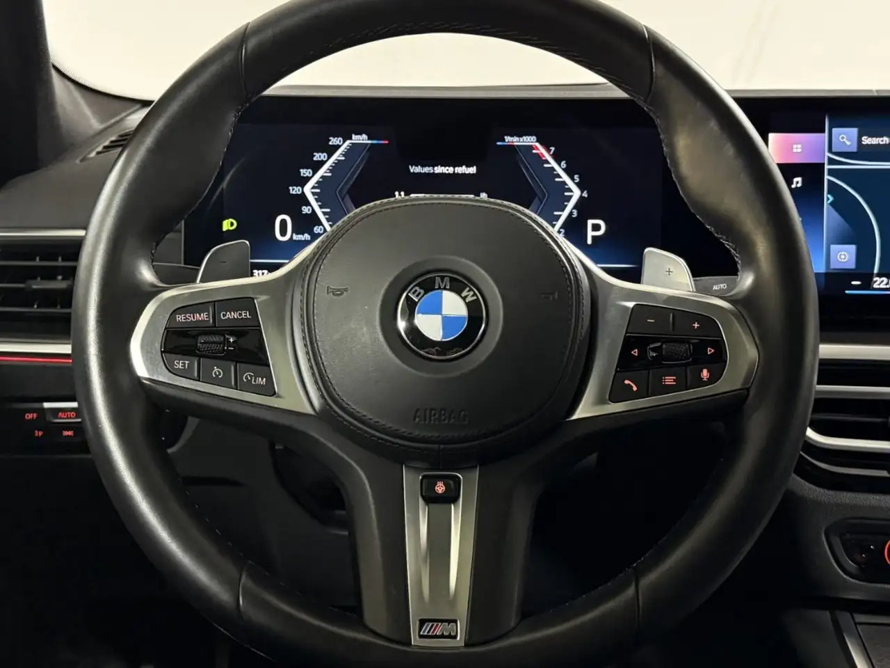 BMW 3 Series снимка BMW 3 Series