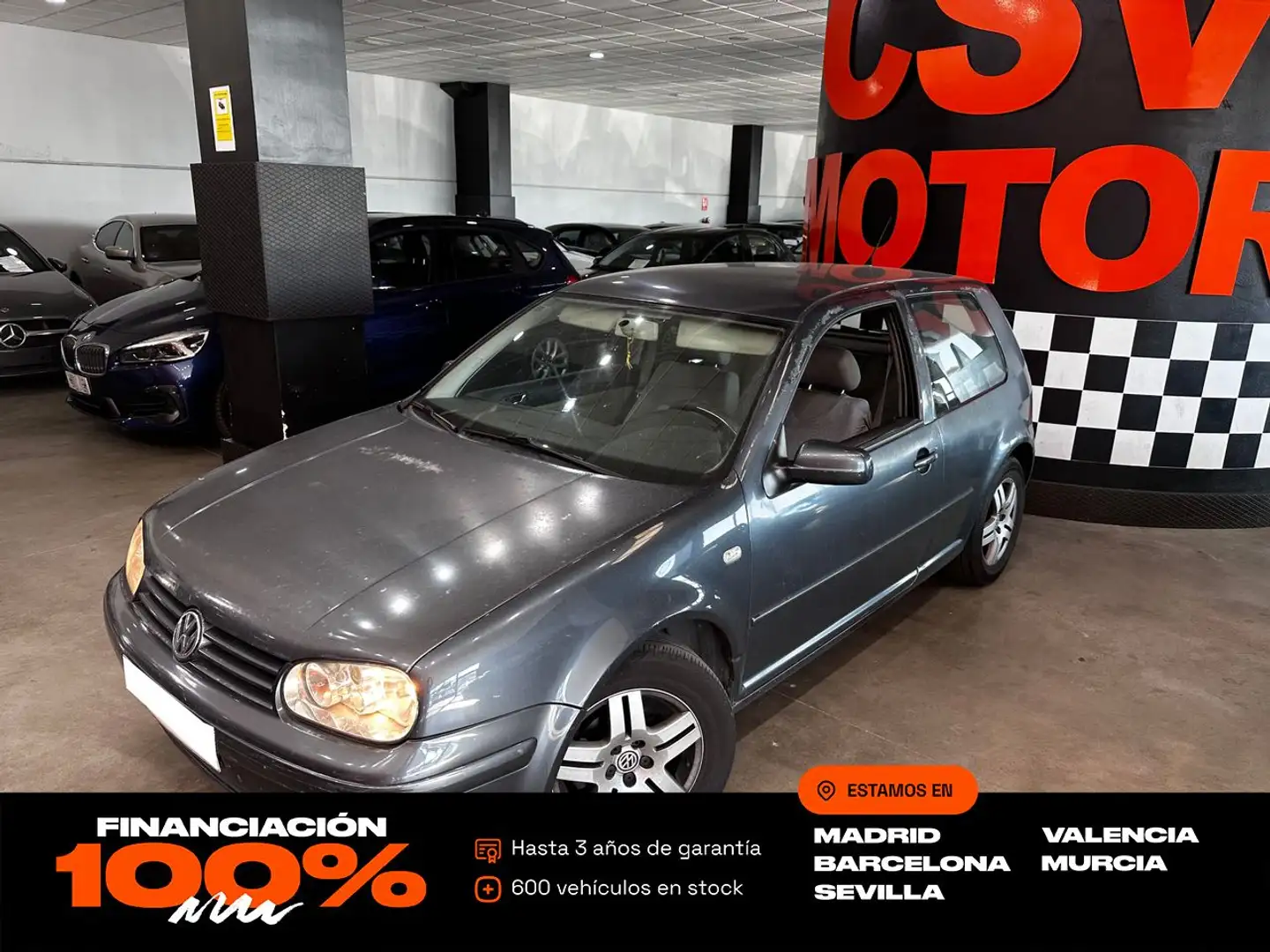 Volkswagen Golf 1.6 Conceptline 105 Gris - 1