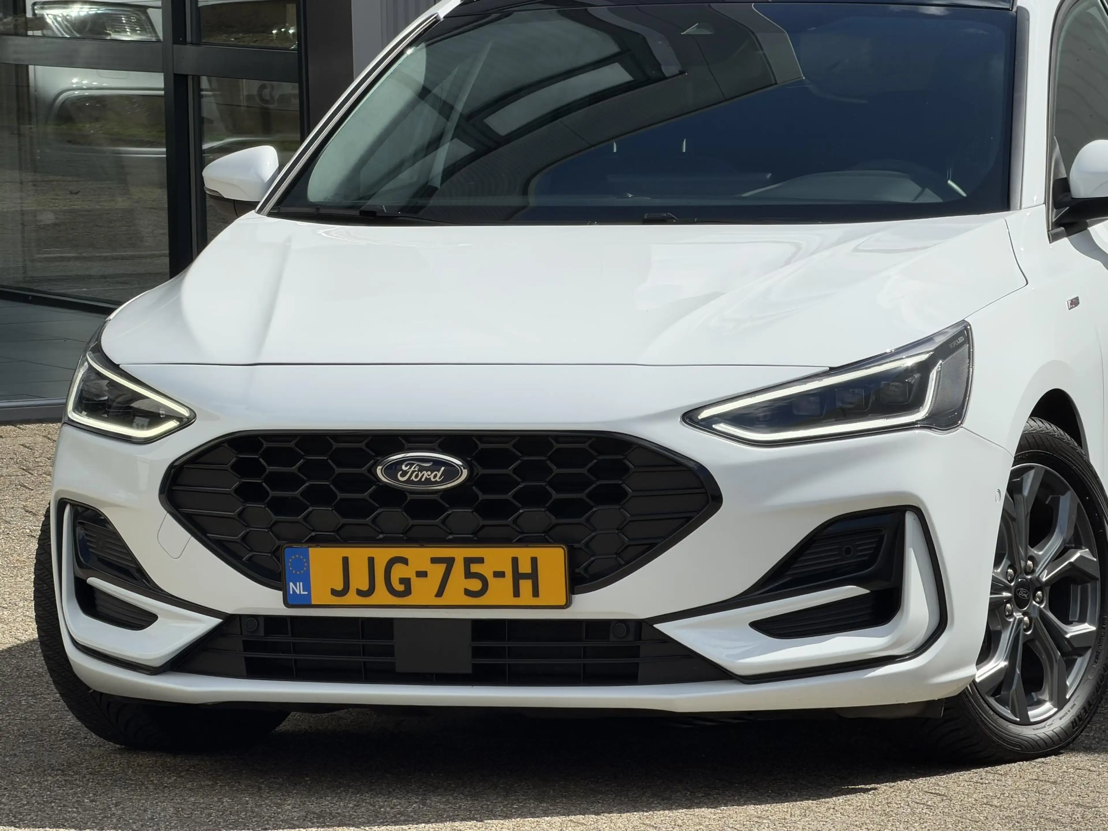 Ford Focus Wagon 1.0 EcoBoost Hybrid ST Line Style | Pano-sch — photo 17