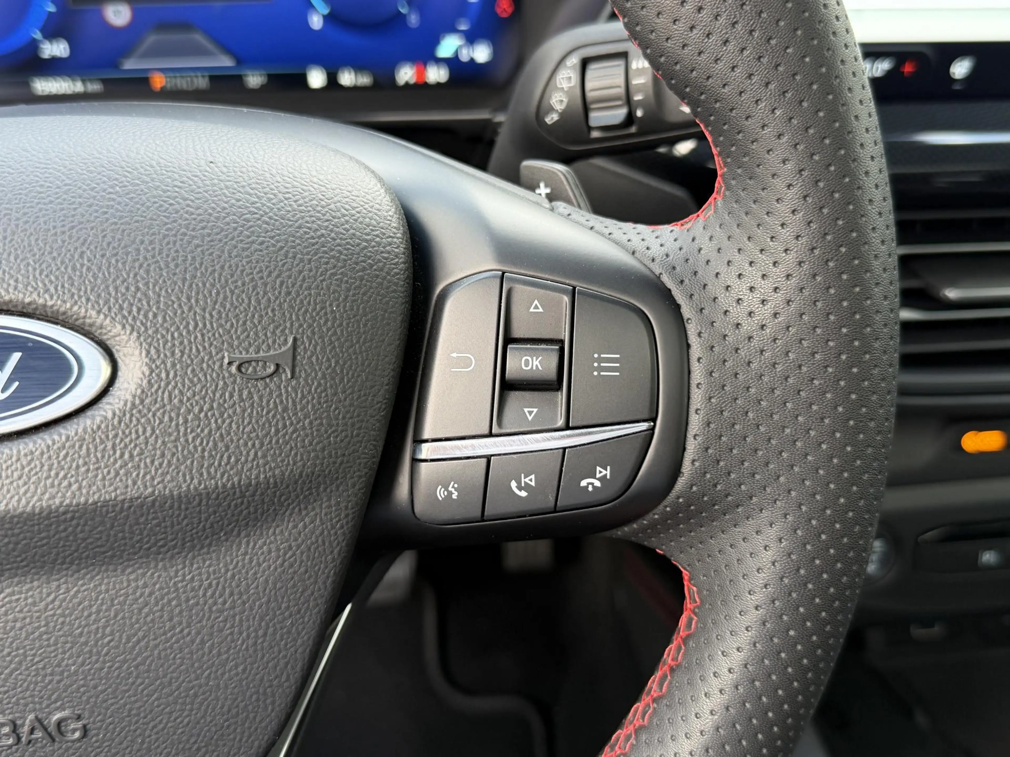 Ford Focus Wagon 1.0 EcoBoost Hybrid ST Line Style | Pano-sch — photo 6