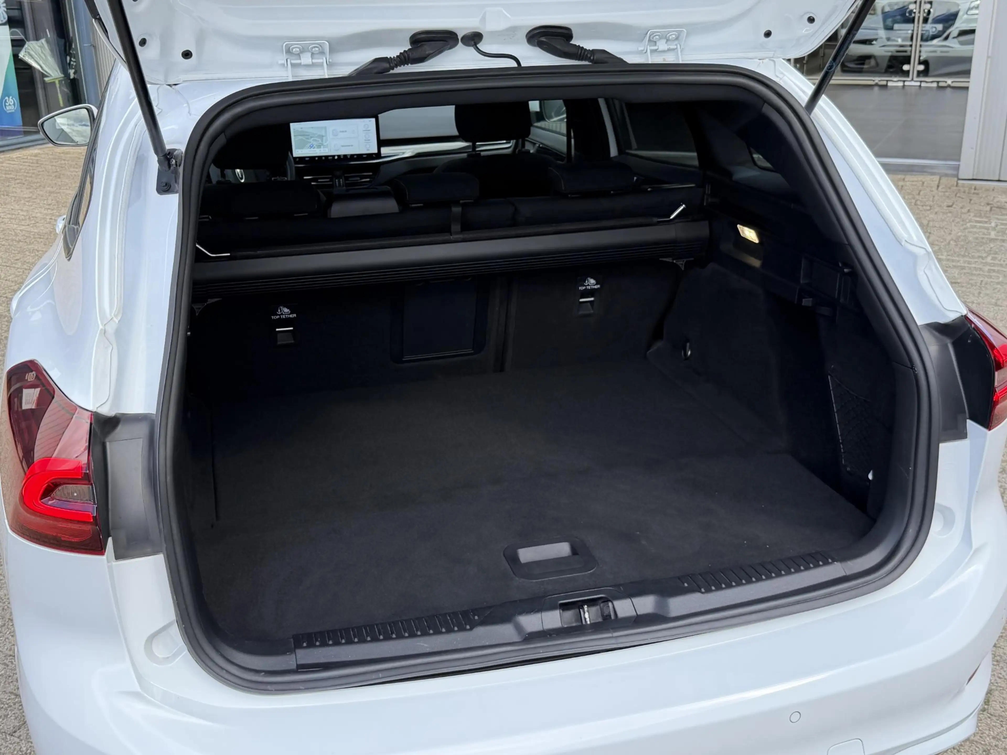 Ford Focus Wagon 1.0 EcoBoost Hybrid ST Line Style | Pano-sch — photo 36
