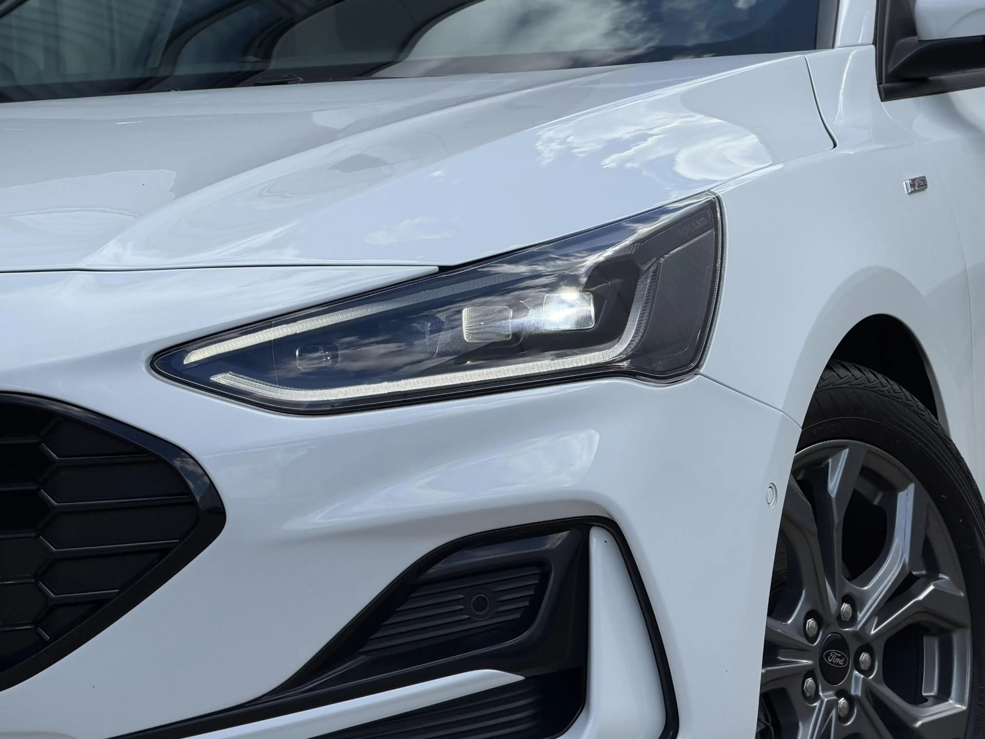 Ford Focus Wagon 1.0 EcoBoost Hybrid ST Line Style | Pano-sch — photo 14