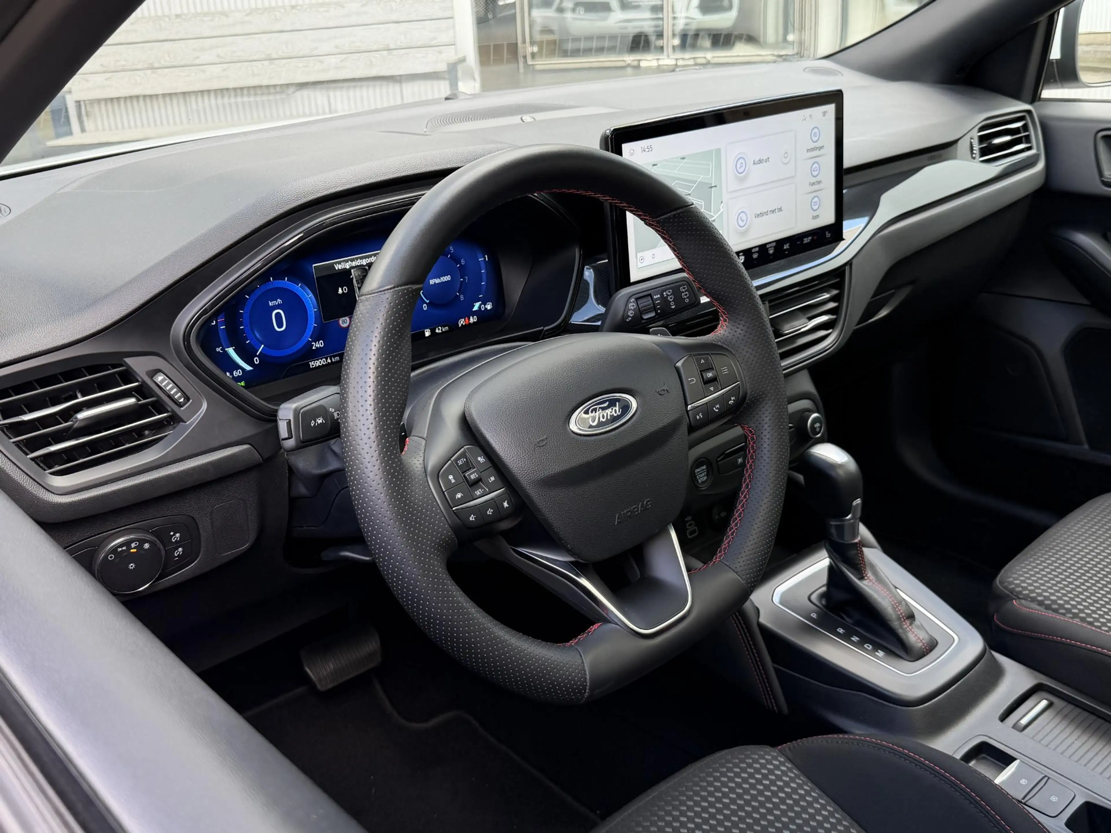 Ford Focus Wagon 1.0 EcoBoost Hybrid ST Line Style | Pano-sch — photo 33