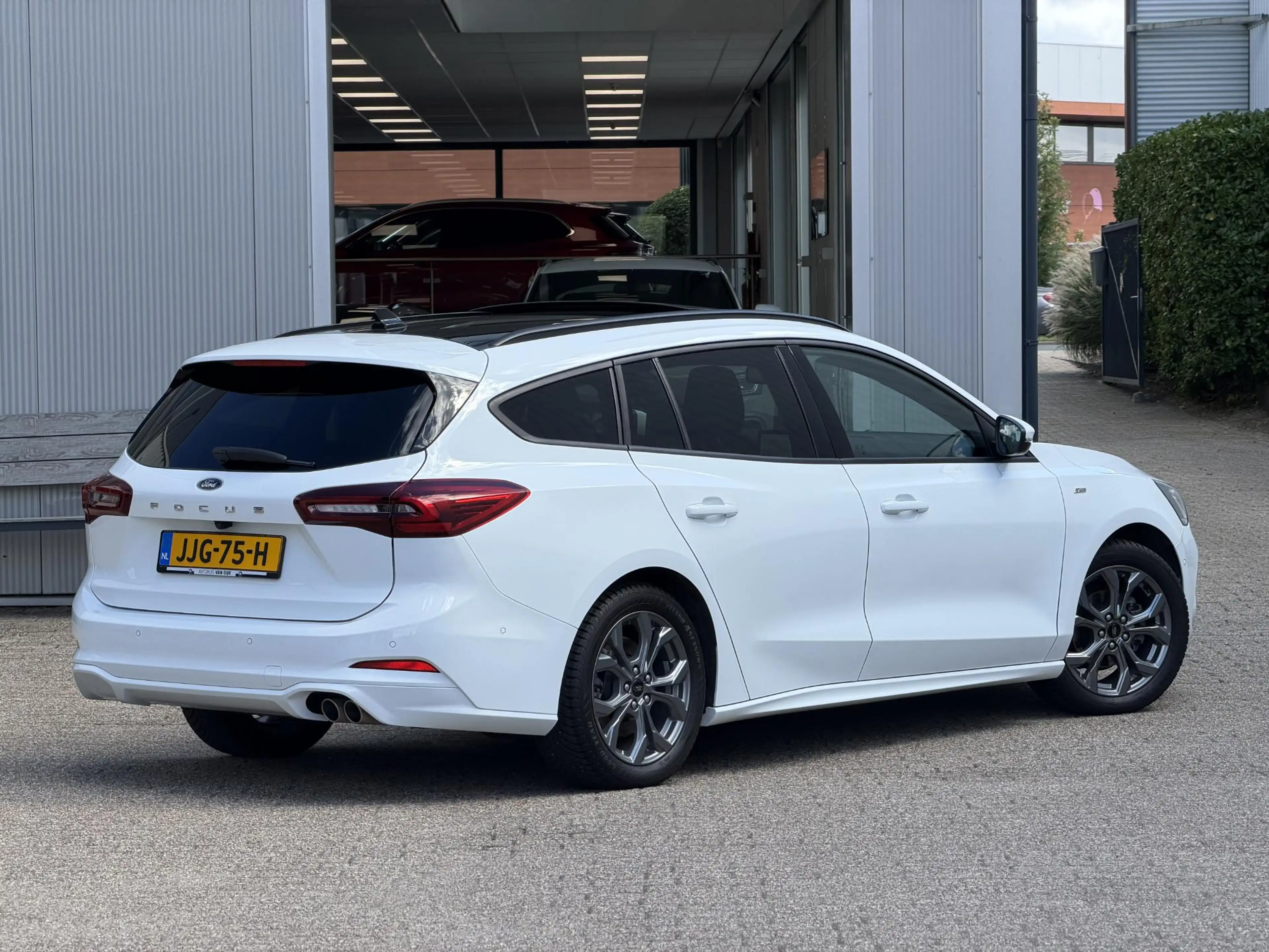 Ford Focus Wagon 1.0 EcoBoost Hybrid ST Line Style | Pano-sch — photo 2