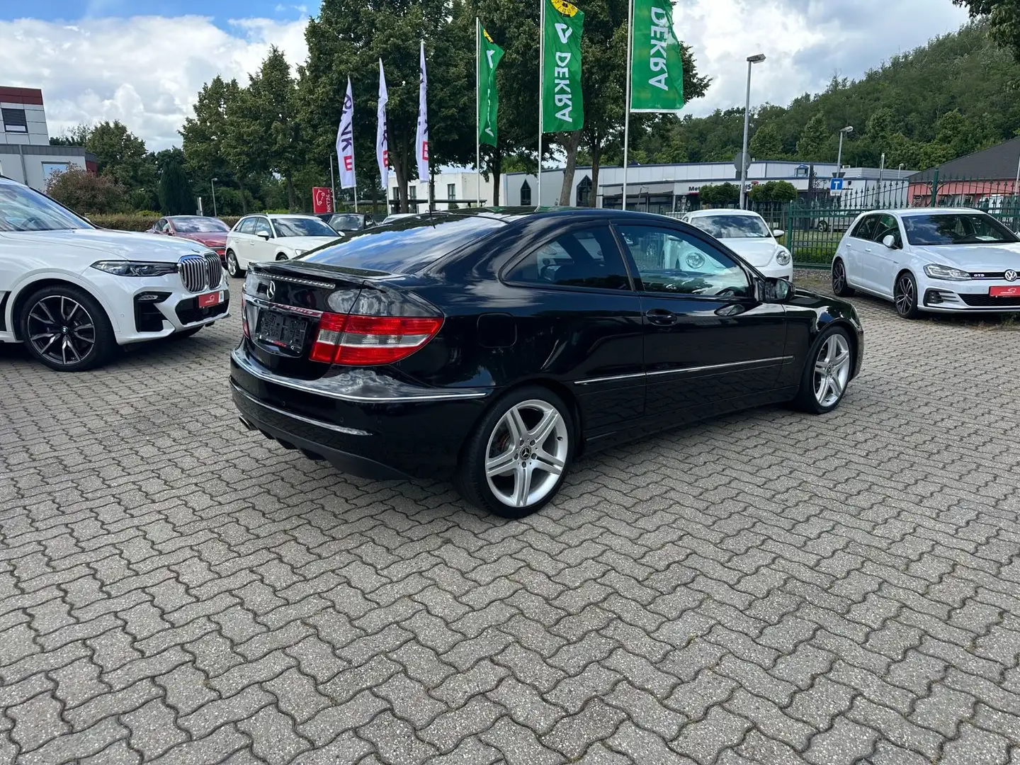 Mercedes-Benz CLC Kompressor NAV 18" Panorama SHZ Temp PDC Noir - 2