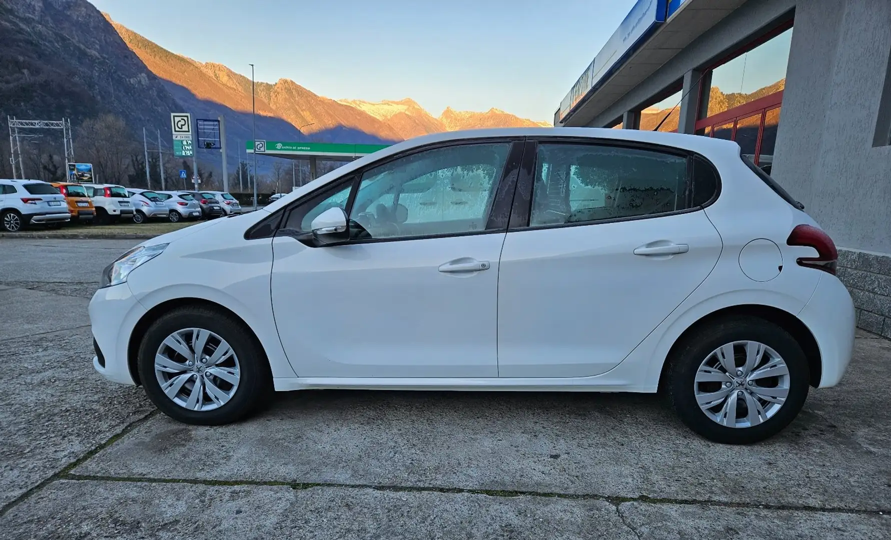 Peugeot 208 1.6 BLUEHDI ACTIVE 75CV VAN Blanco - 1