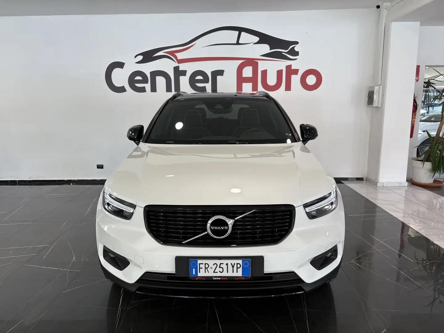 Volvo XC40 XC40 T4 Geartronic R-design TAGLIANDI VOLVO - 2