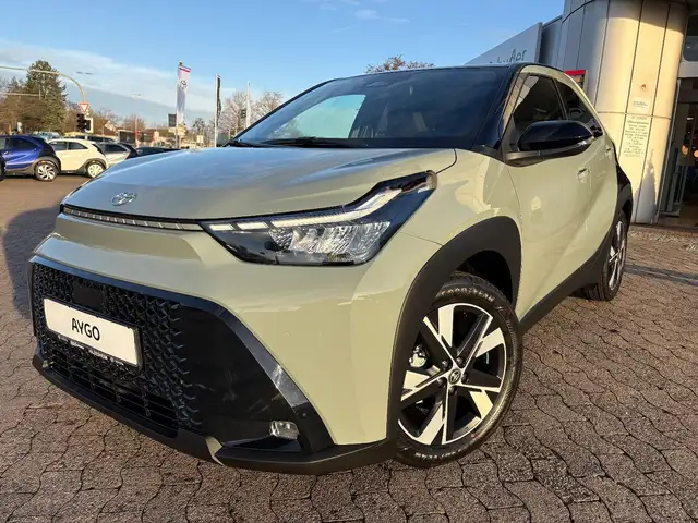 Toyota AYGO X Teamplayer **HYBRID**