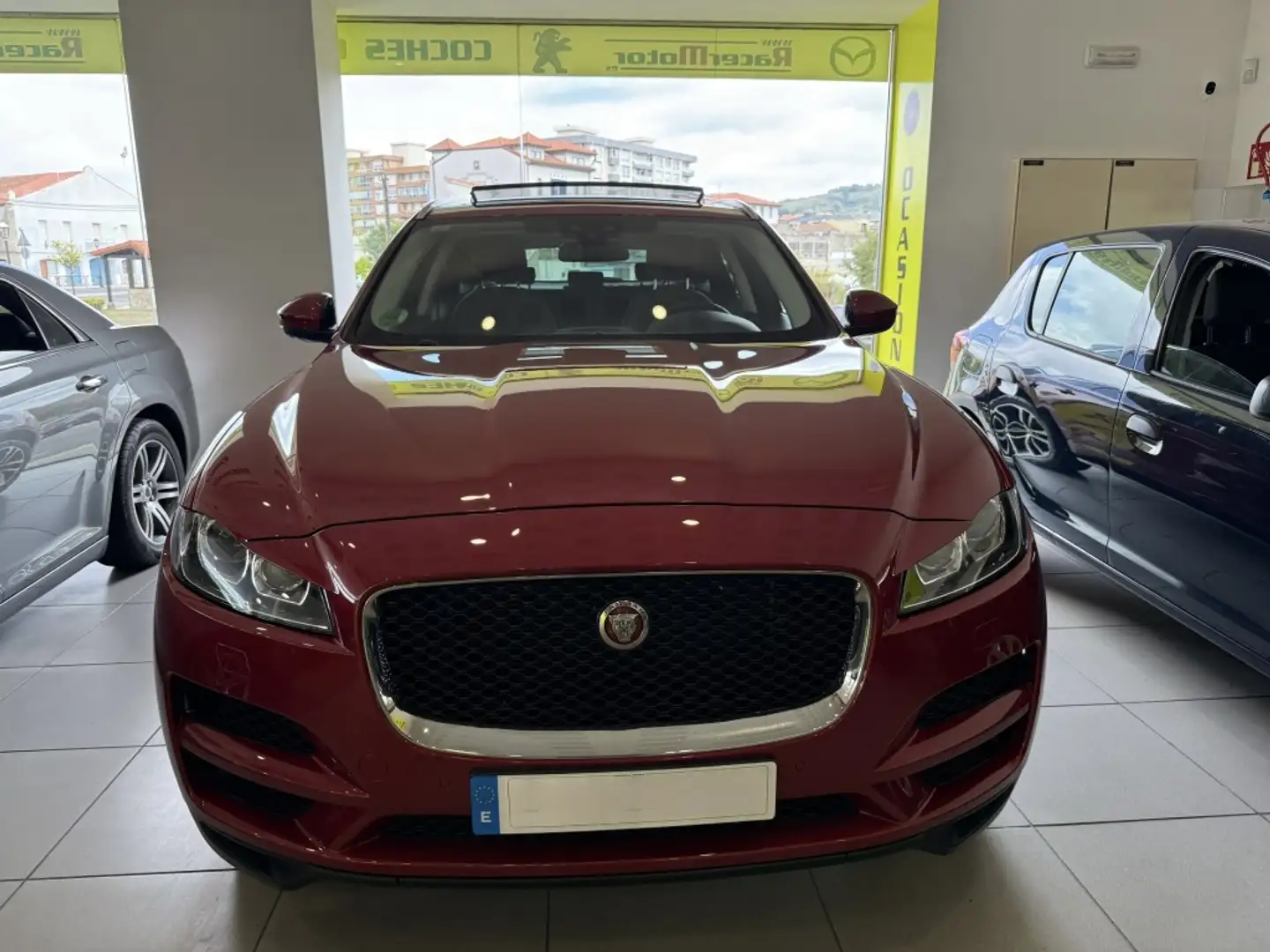 Jaguar F-Pace 3.0TDV6 Prestige Aut. AWD Burdeos - 2