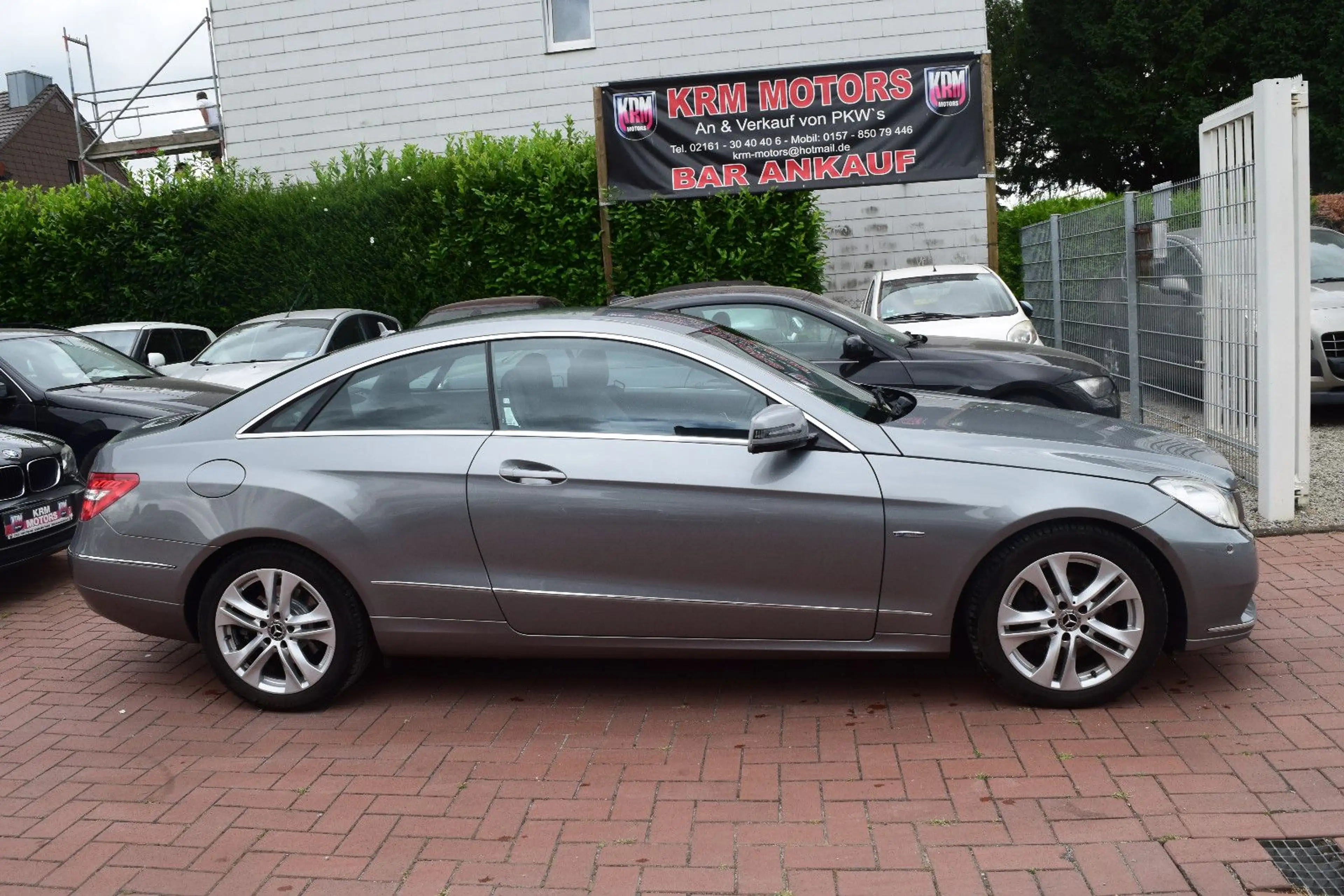 Mercedes-Benz E 350 Coupe AUTOMATIKGETRIEBE,VOLEDER,XENON,NAVI — photo 3
