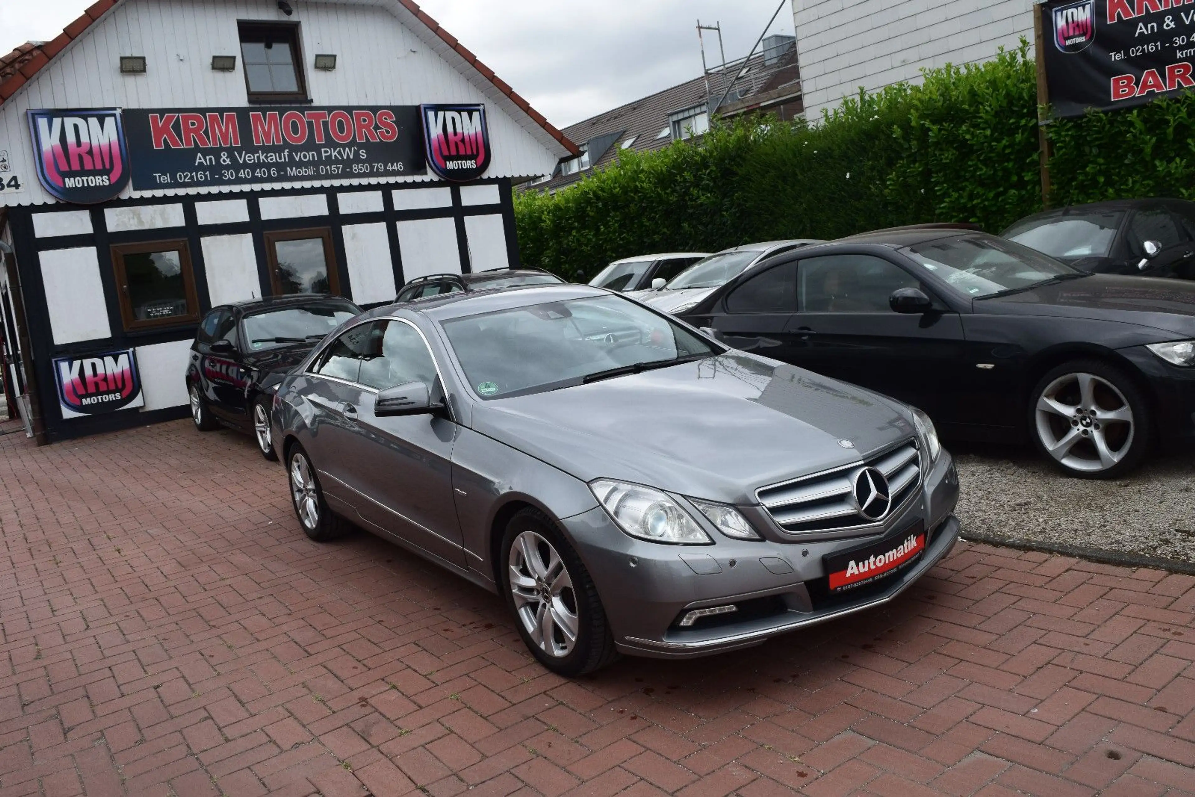 Mercedes-Benz E 350 Coupe AUTOMATIKGETRIEBE,VOLEDER,XENON,NAVI