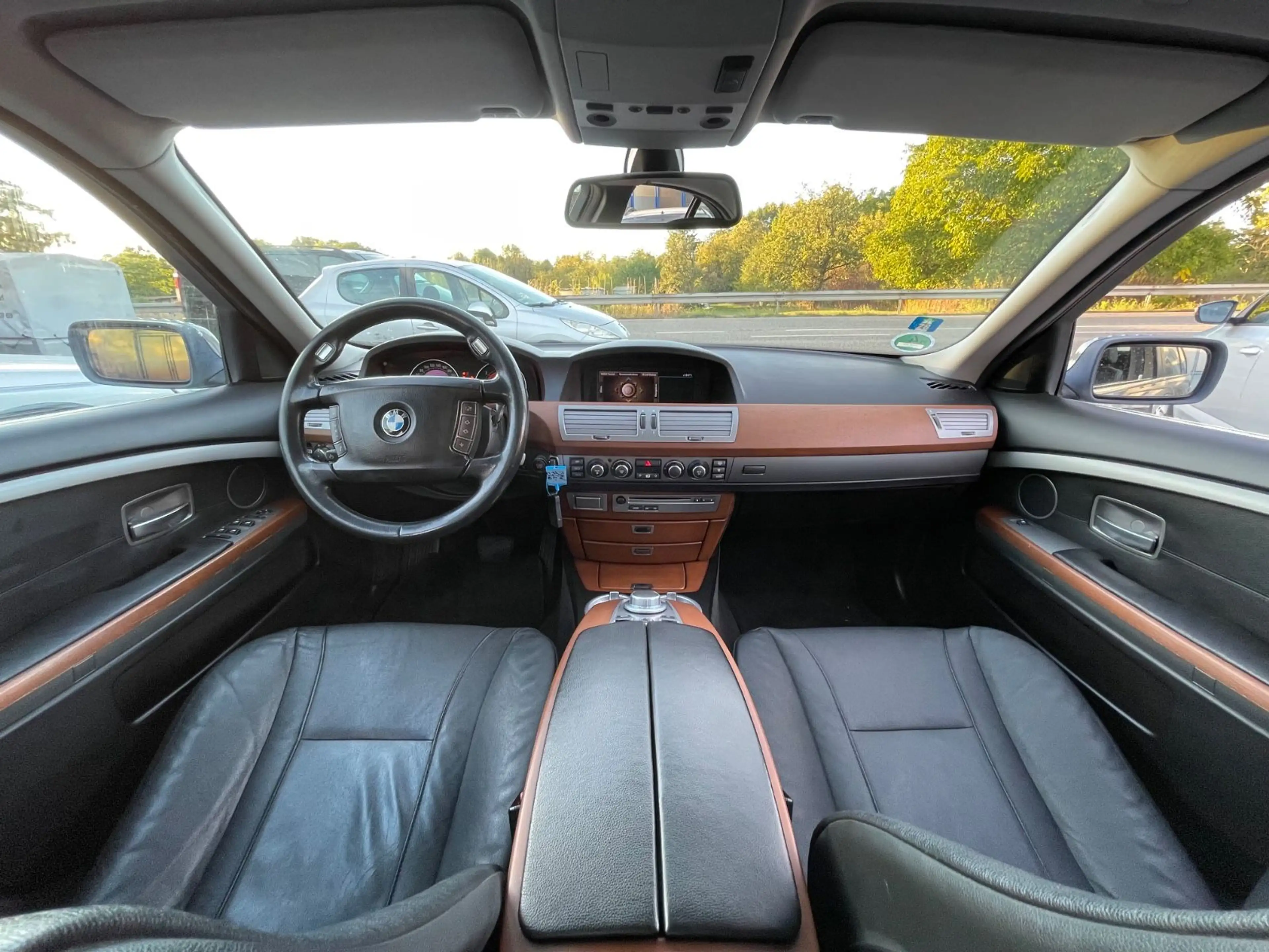 BMW 740 7 740 i"2.Hand"scheckheftgepflegt"TÜV 09/28" — photo 14