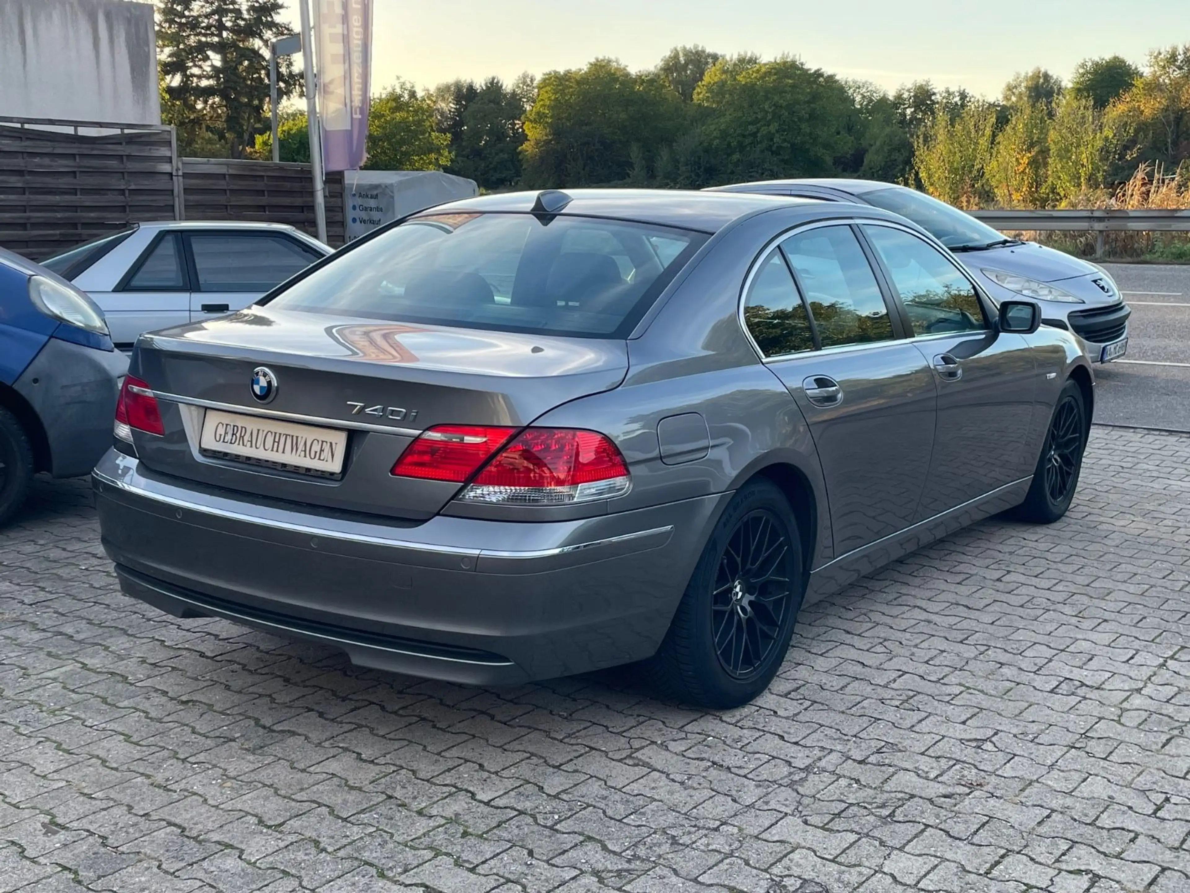 BMW 740 7 740 i"2.Hand"scheckheftgepflegt"TÜV 09/28" — photo 7