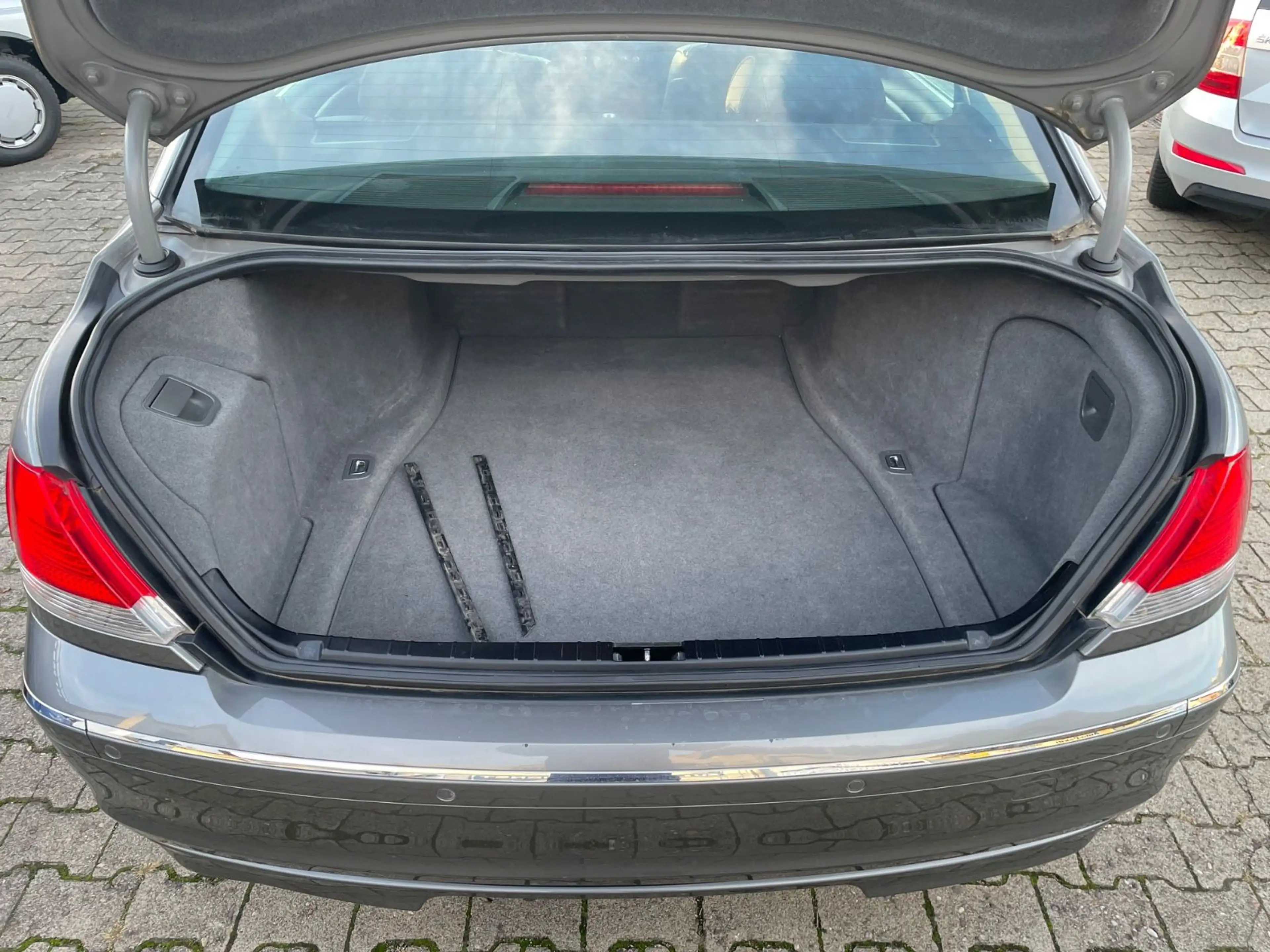 BMW 740 7 740 i"2.Hand"scheckheftgepflegt"TÜV 09/28" — photo 19