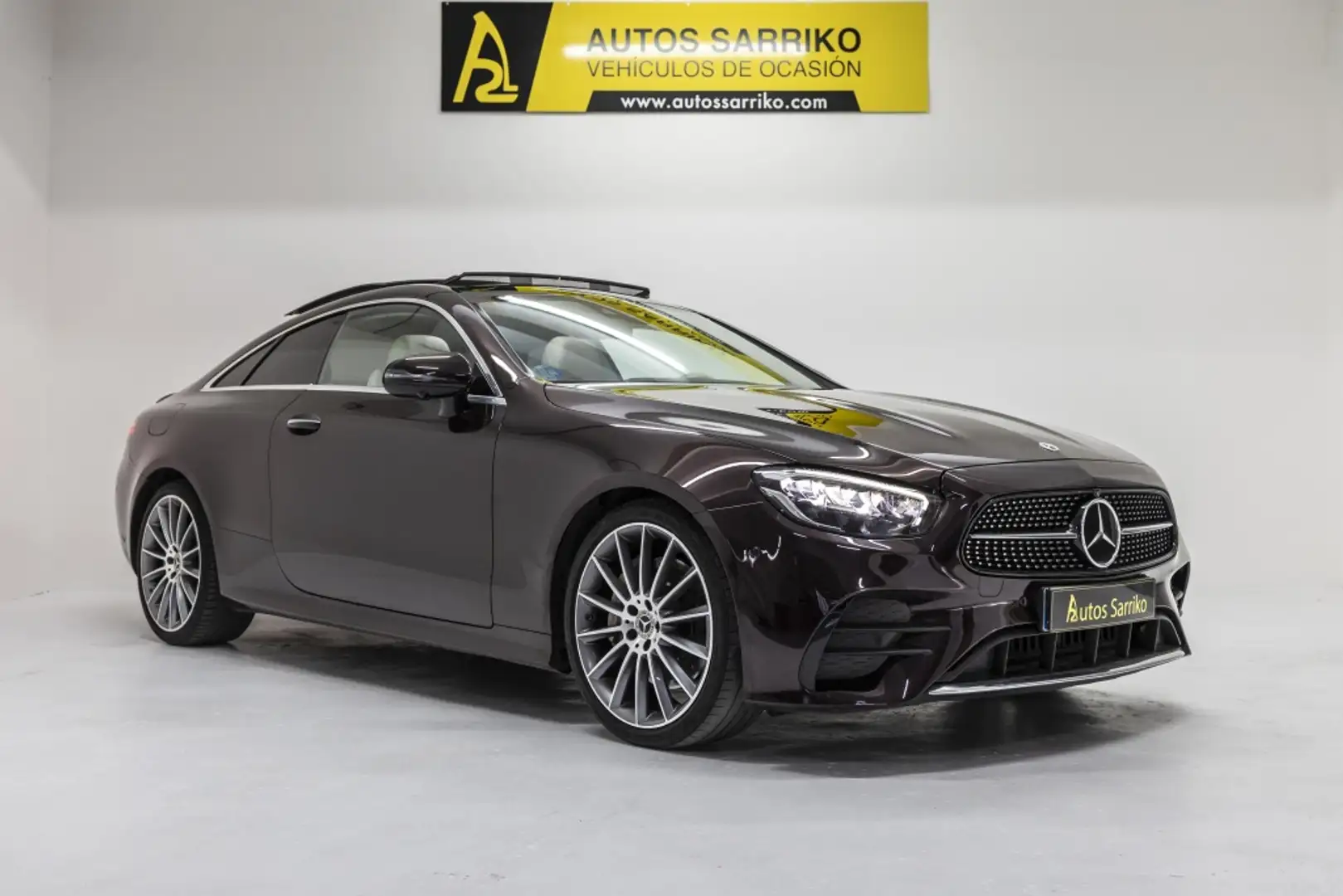 Mercedes-Benz E 350 Cabrio 9G-Tronic Burdeos - 1